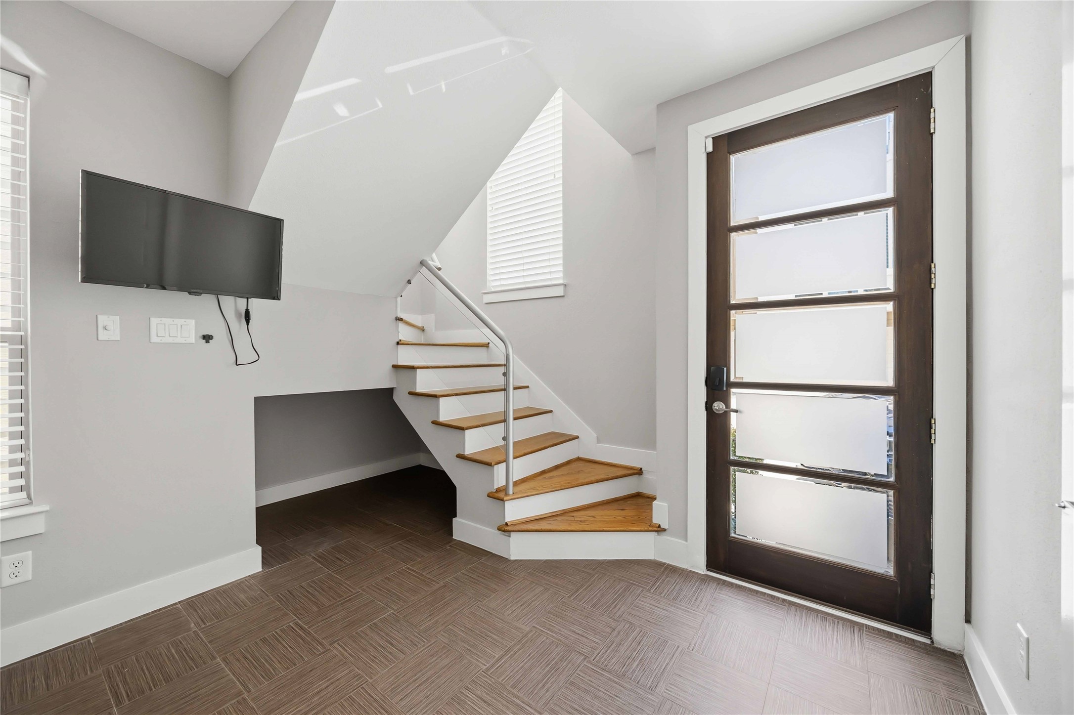 1529 Malone Street Property Photo 8