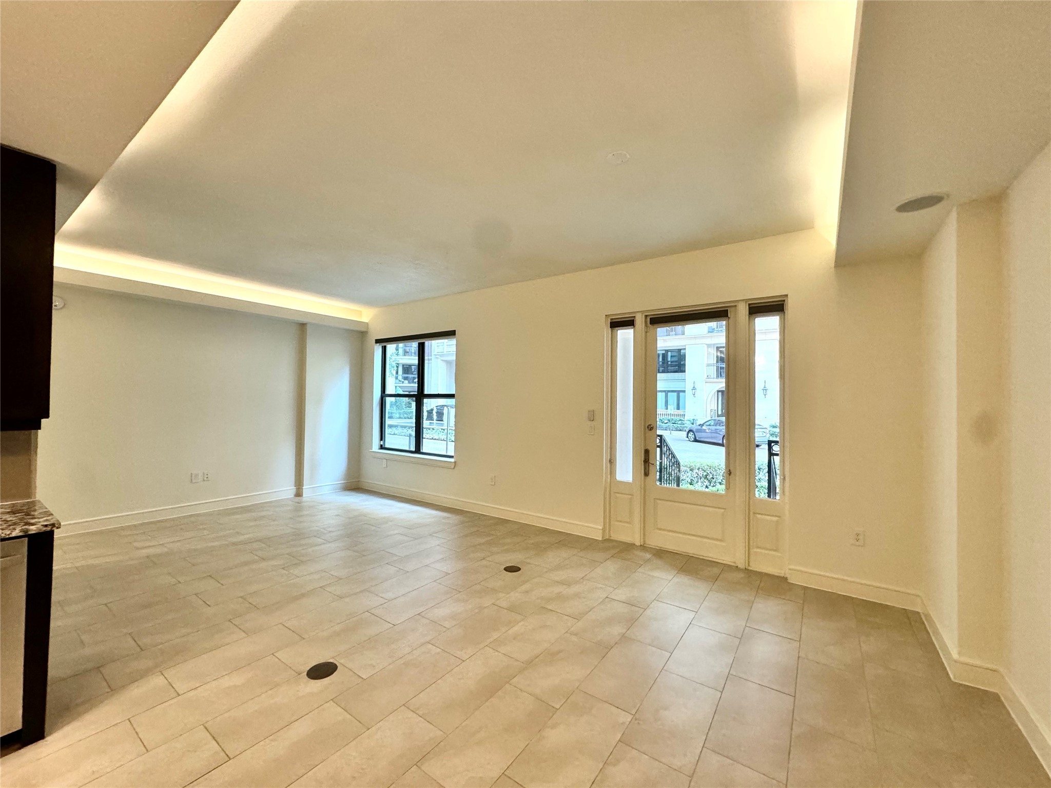 2303 Mid St Lane 110 Property Photo 4