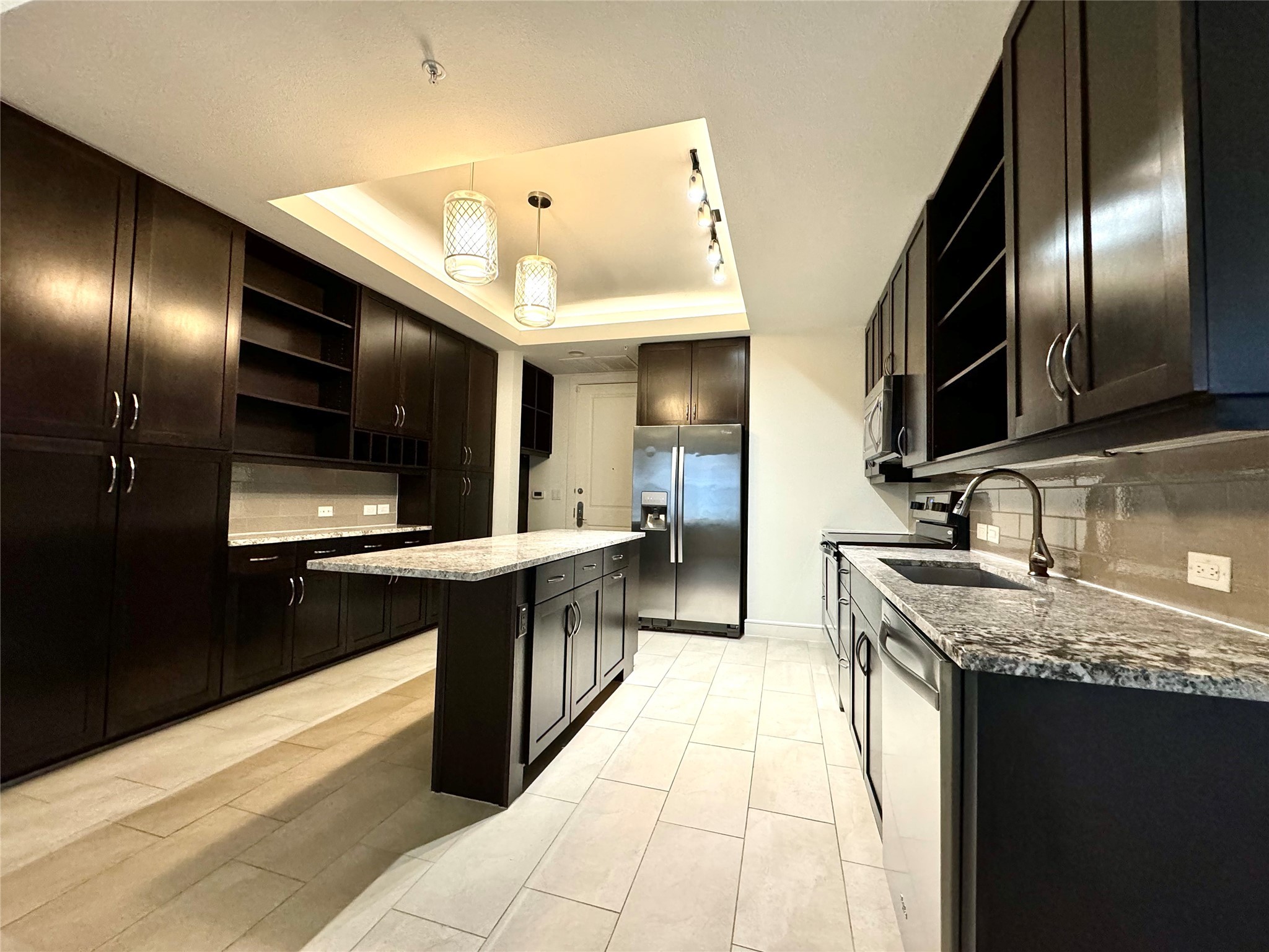 2303 Mid St Lane 110 Property Photo 6