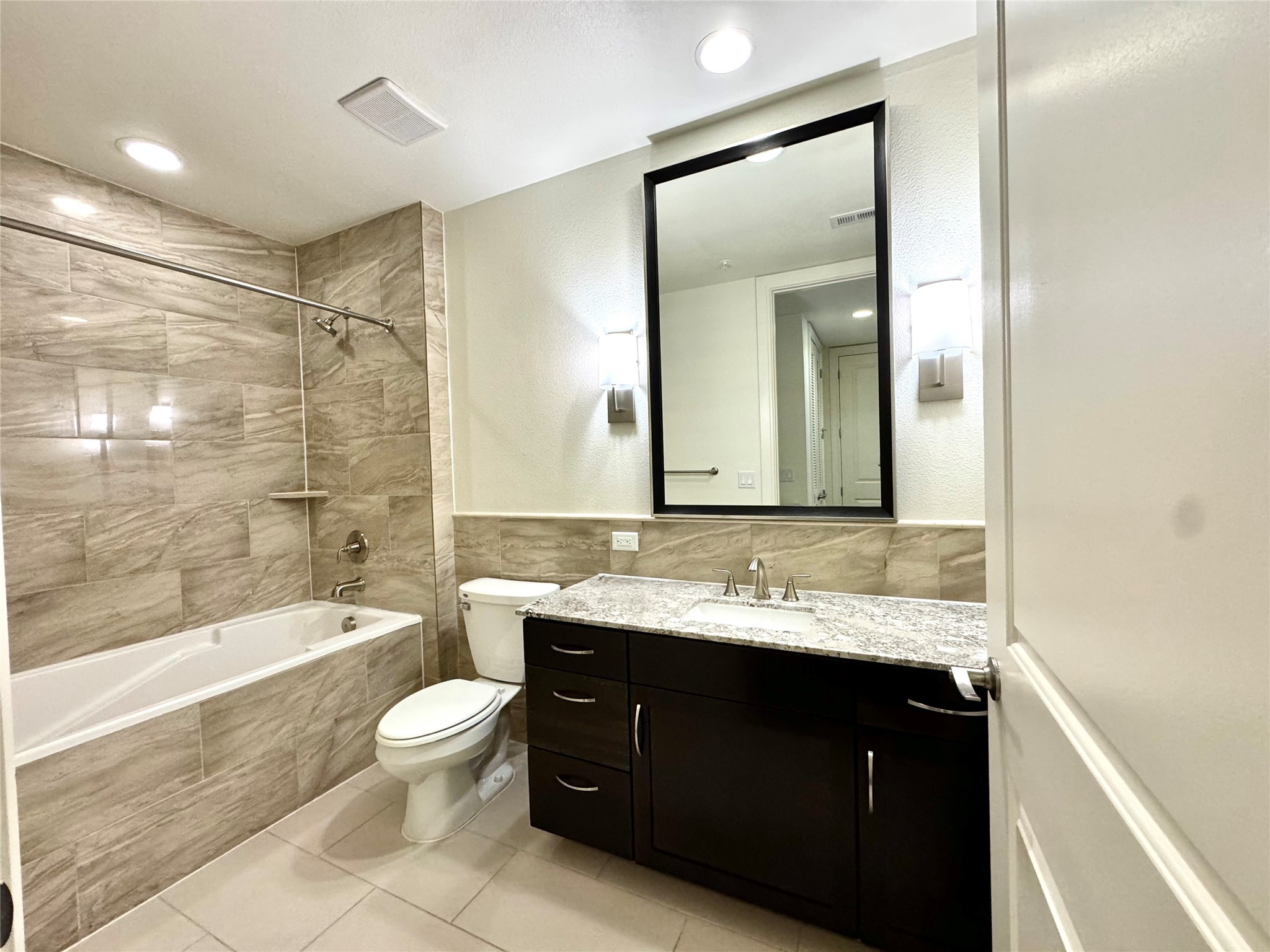 2303 Mid St Lane 110 Property Photo 15