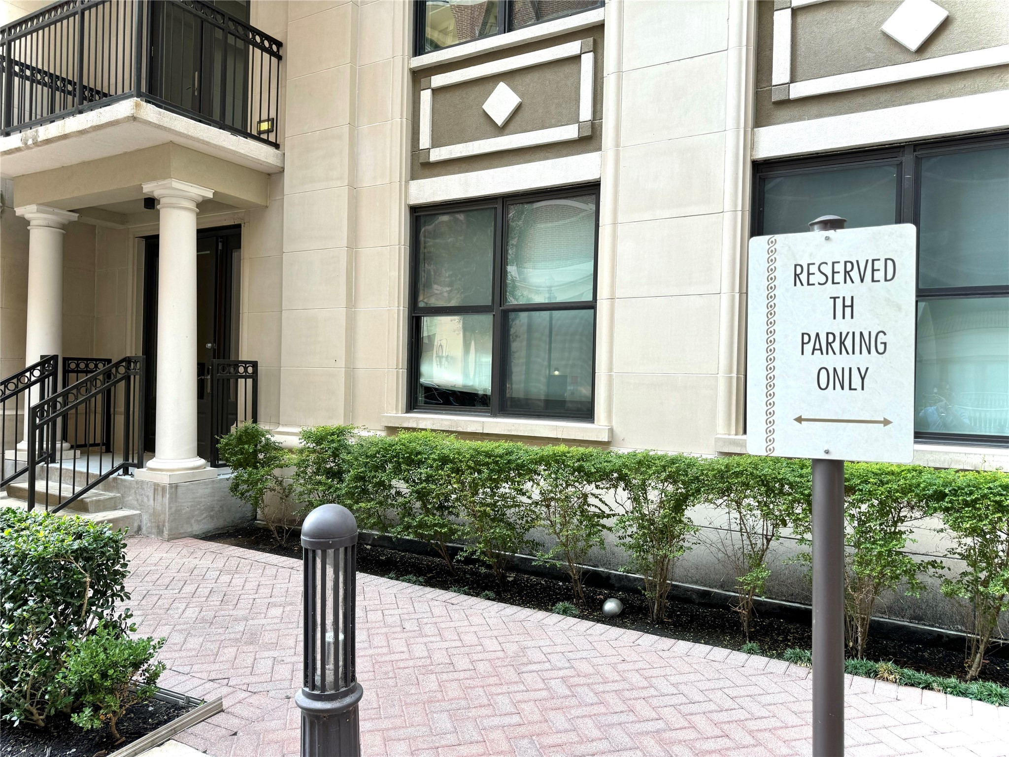 2303 Mid St Lane 110 Property Photo 17