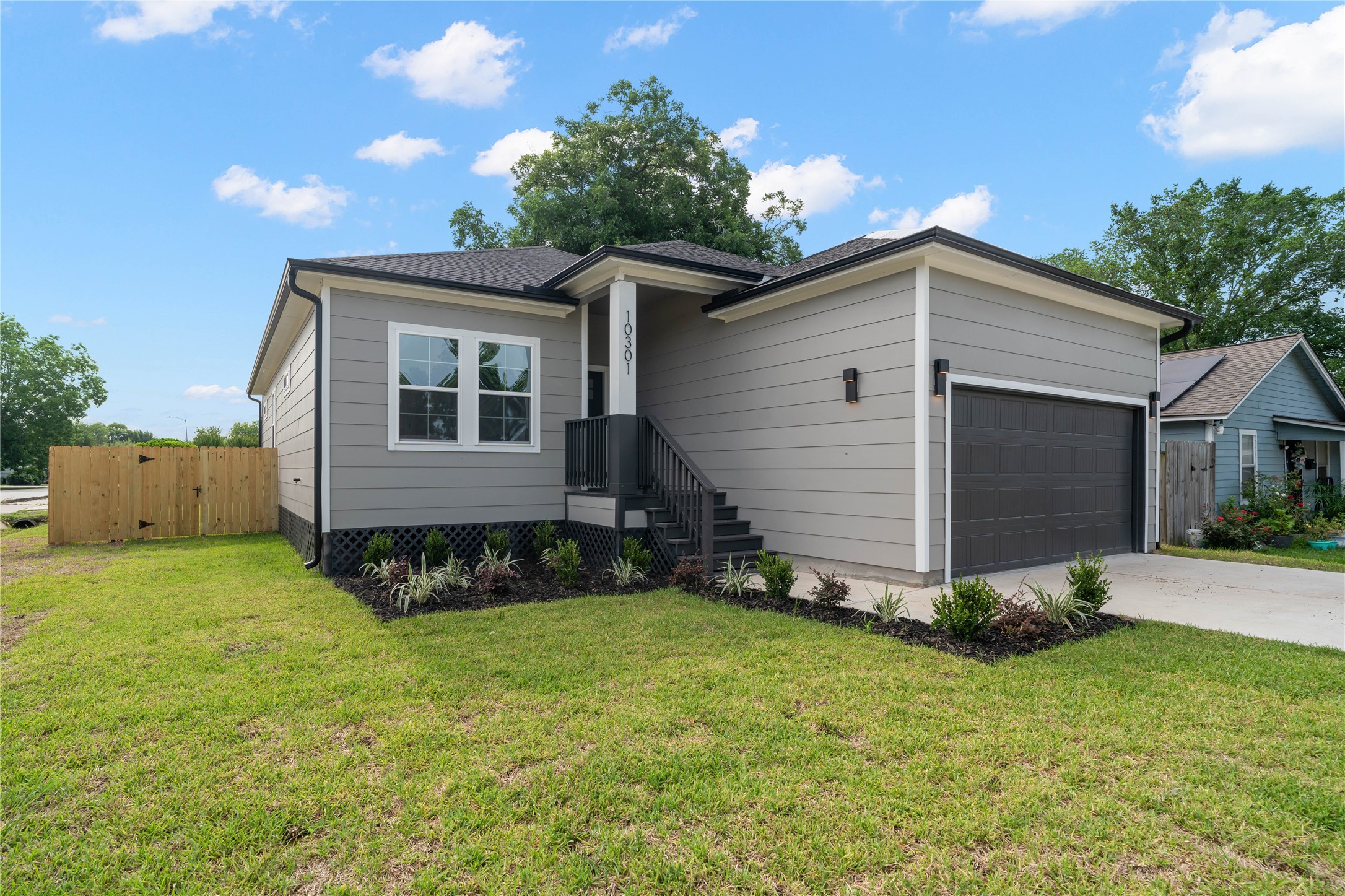 10301 Ashville Drive Property Photo 14