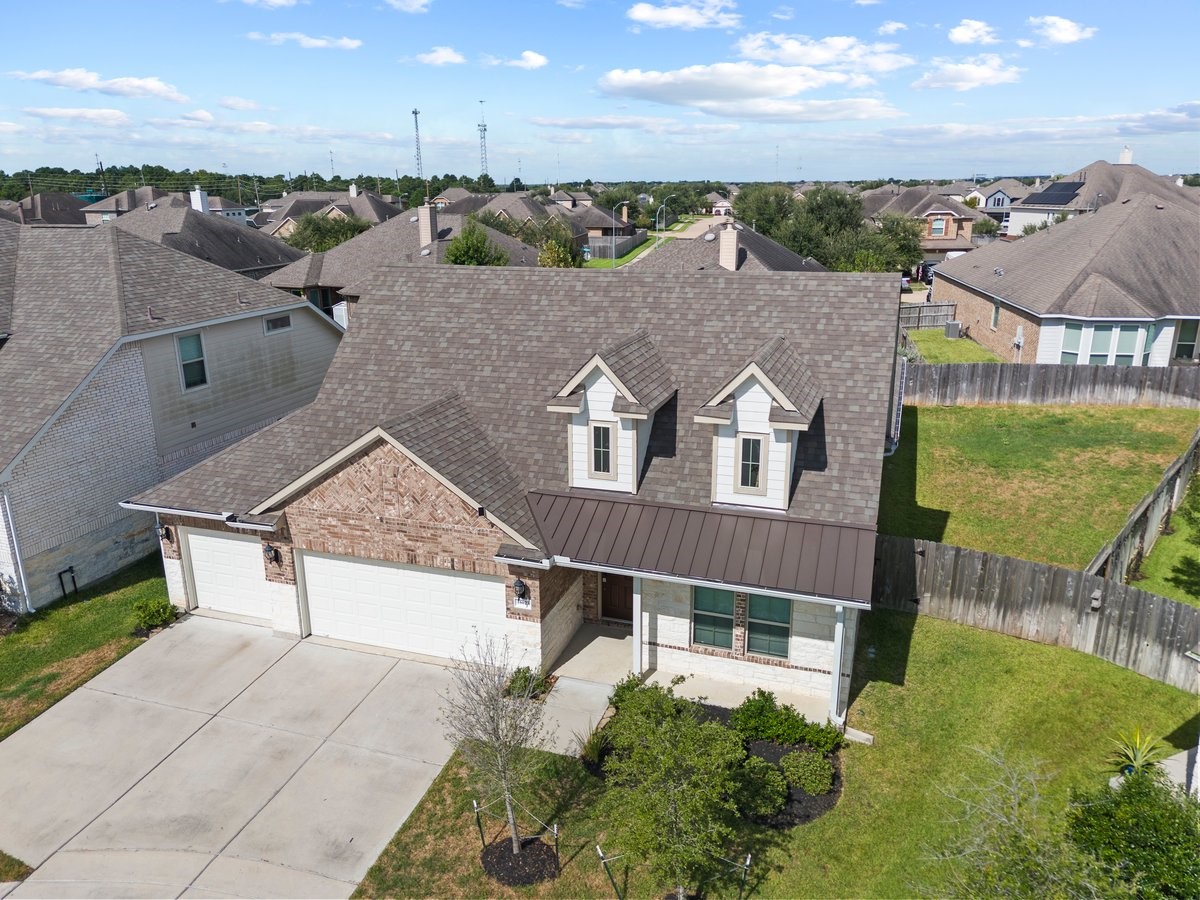 16023 Will Park Drive Property Photo 3