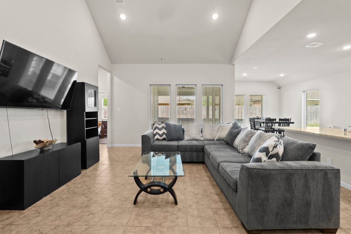 16023 Will Park Drive Property Photo 19