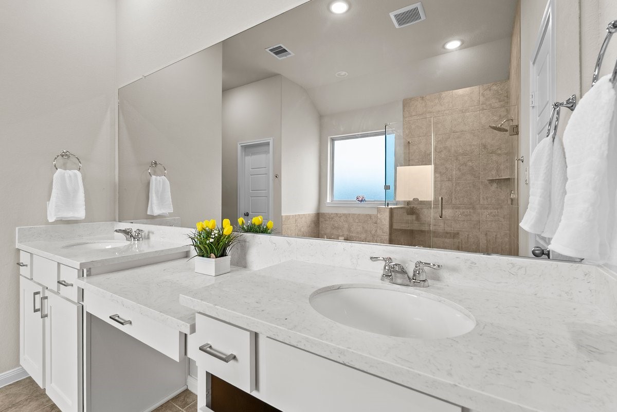 16023 Will Park Drive Property Photo 25