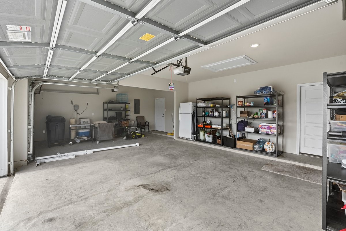 16023 Will Park Drive Property Photo 31