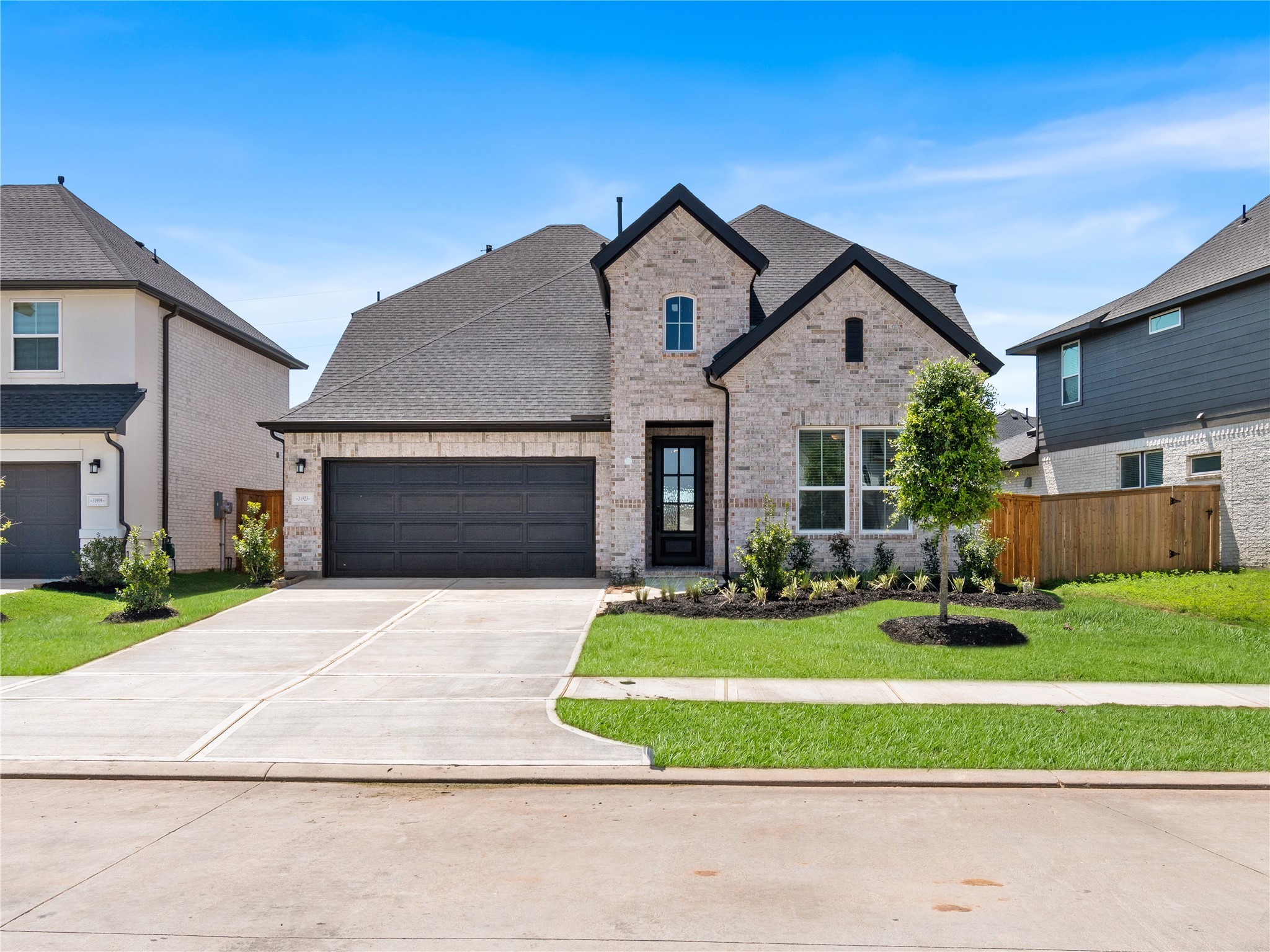 31923 Burkett Crest Lane Property Photo 1