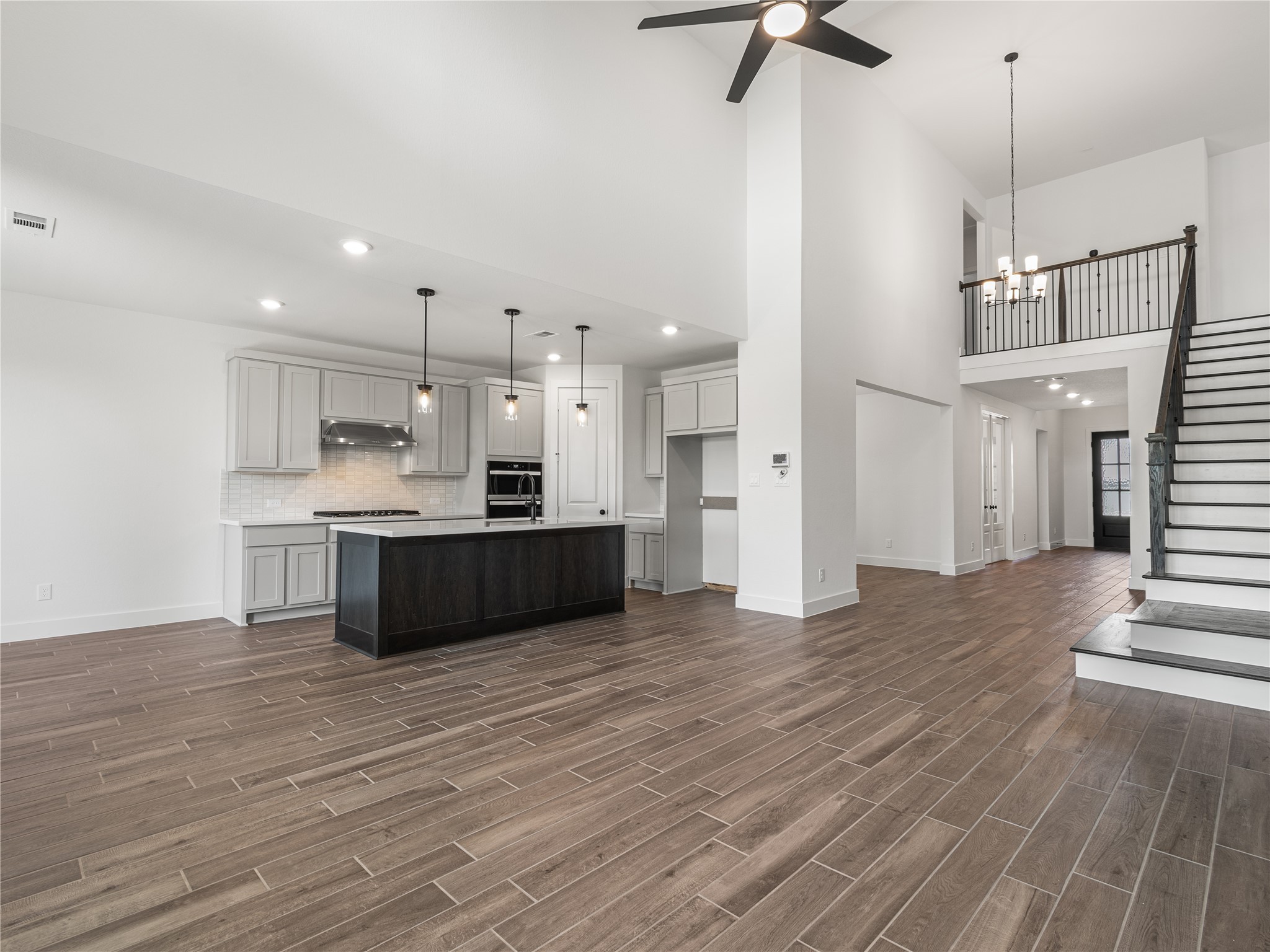 31923 Burkett Crest Lane Property Photo 4