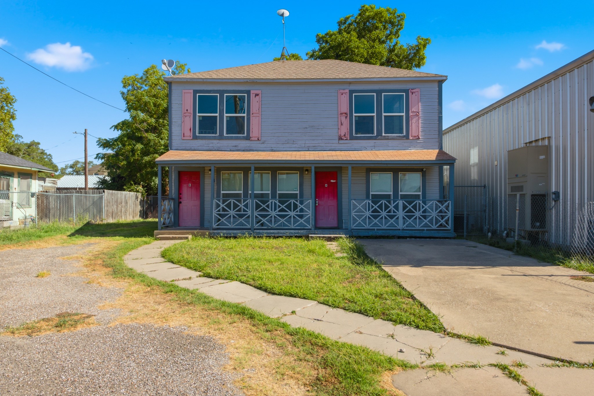 304 E 22nd Street B Property Photo 1