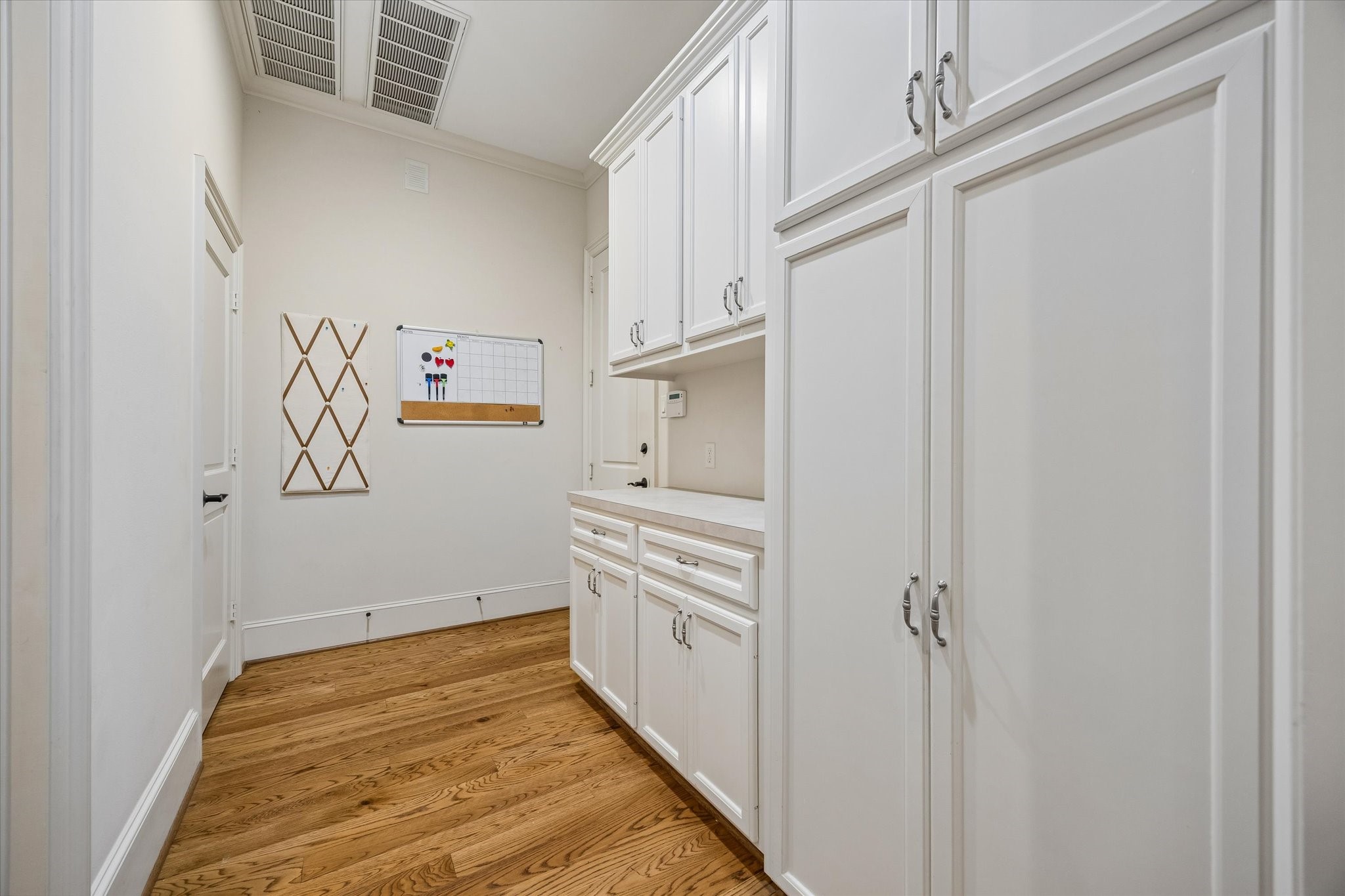 3903 Purdue Street Property Photo 16