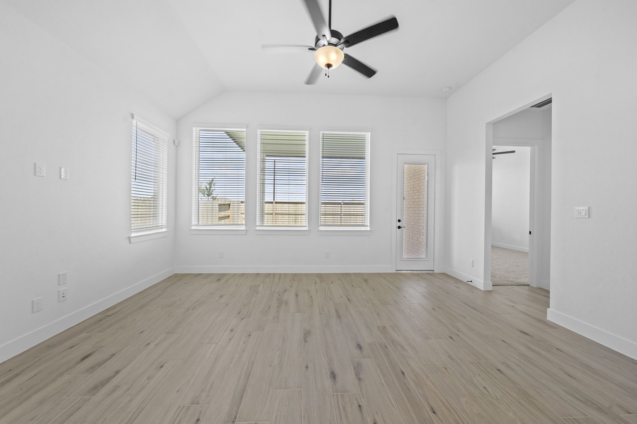 452 Dove Meadow Lane Property Photo 12
