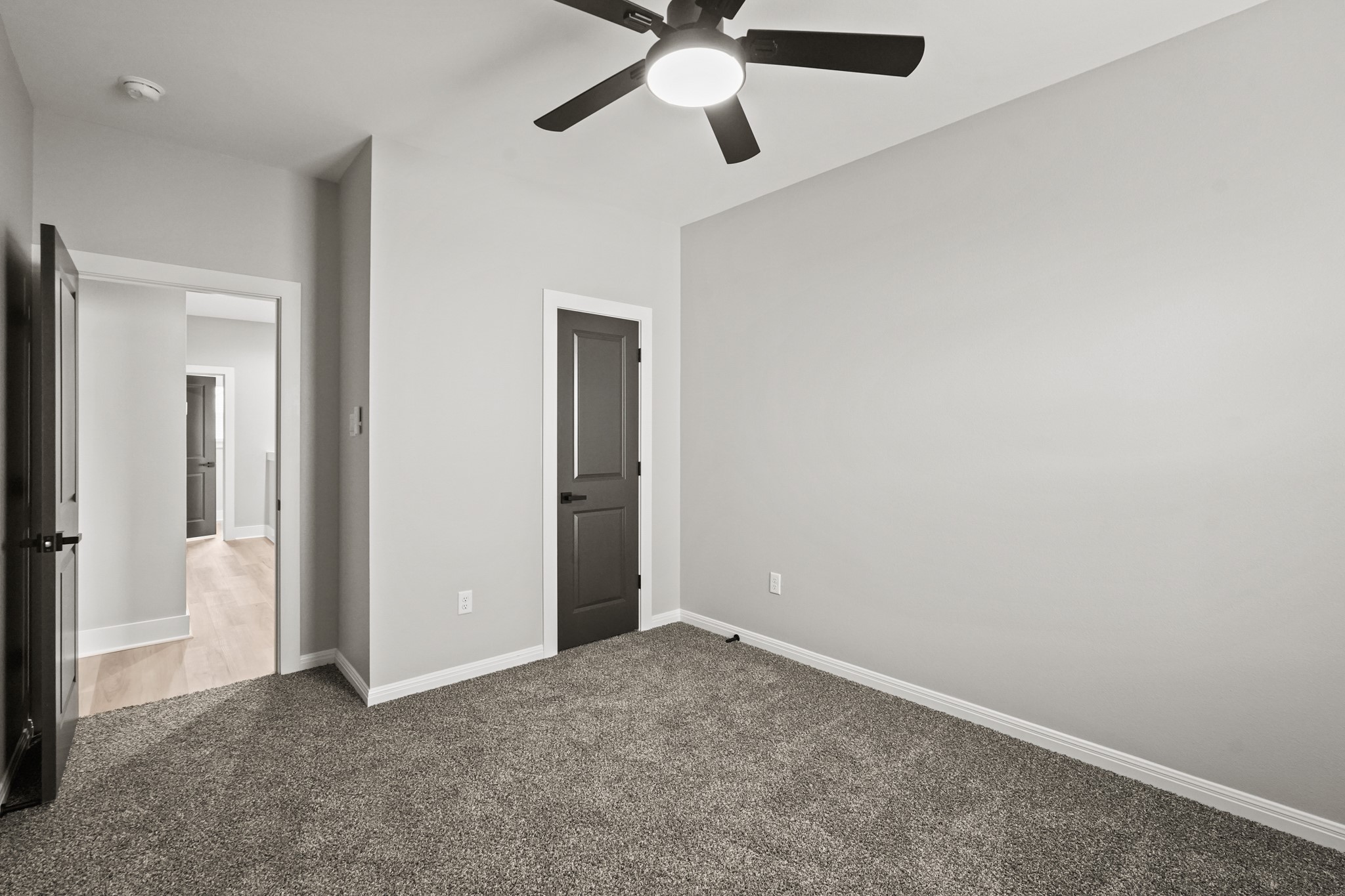 2113 Saint Charles Street A Property Photo 6