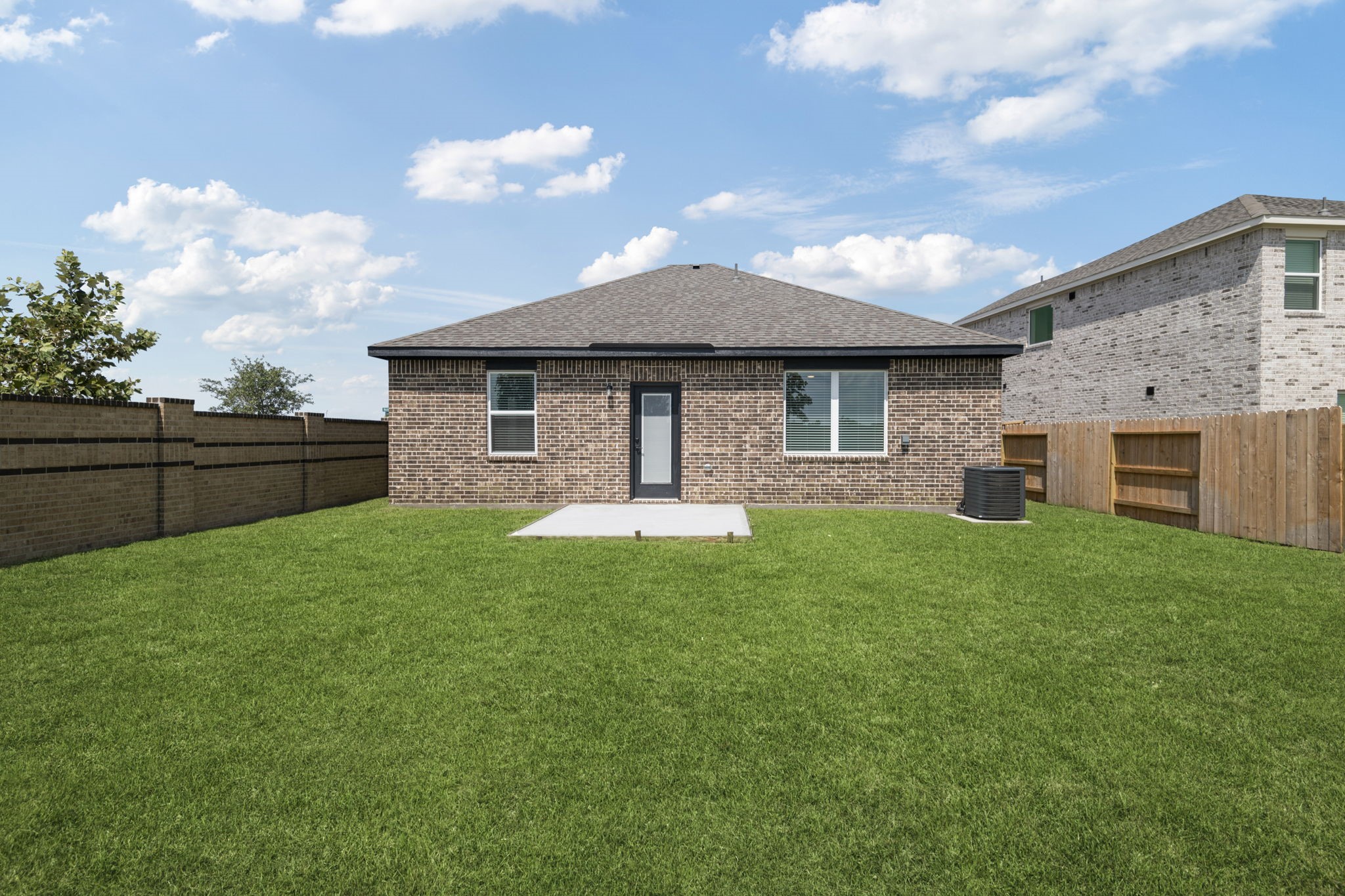 1107 Campside Drive Property Photo 2