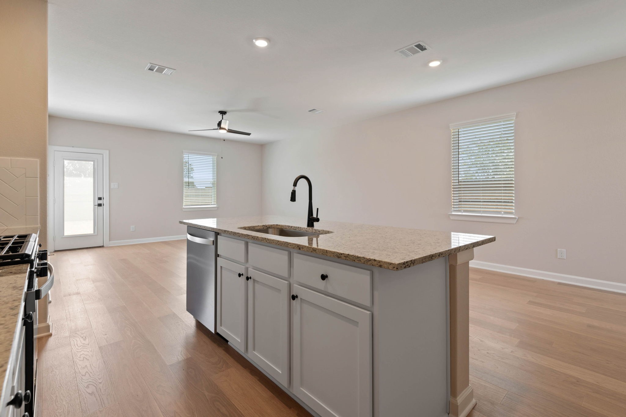 1107 Campside Drive Property Photo 8