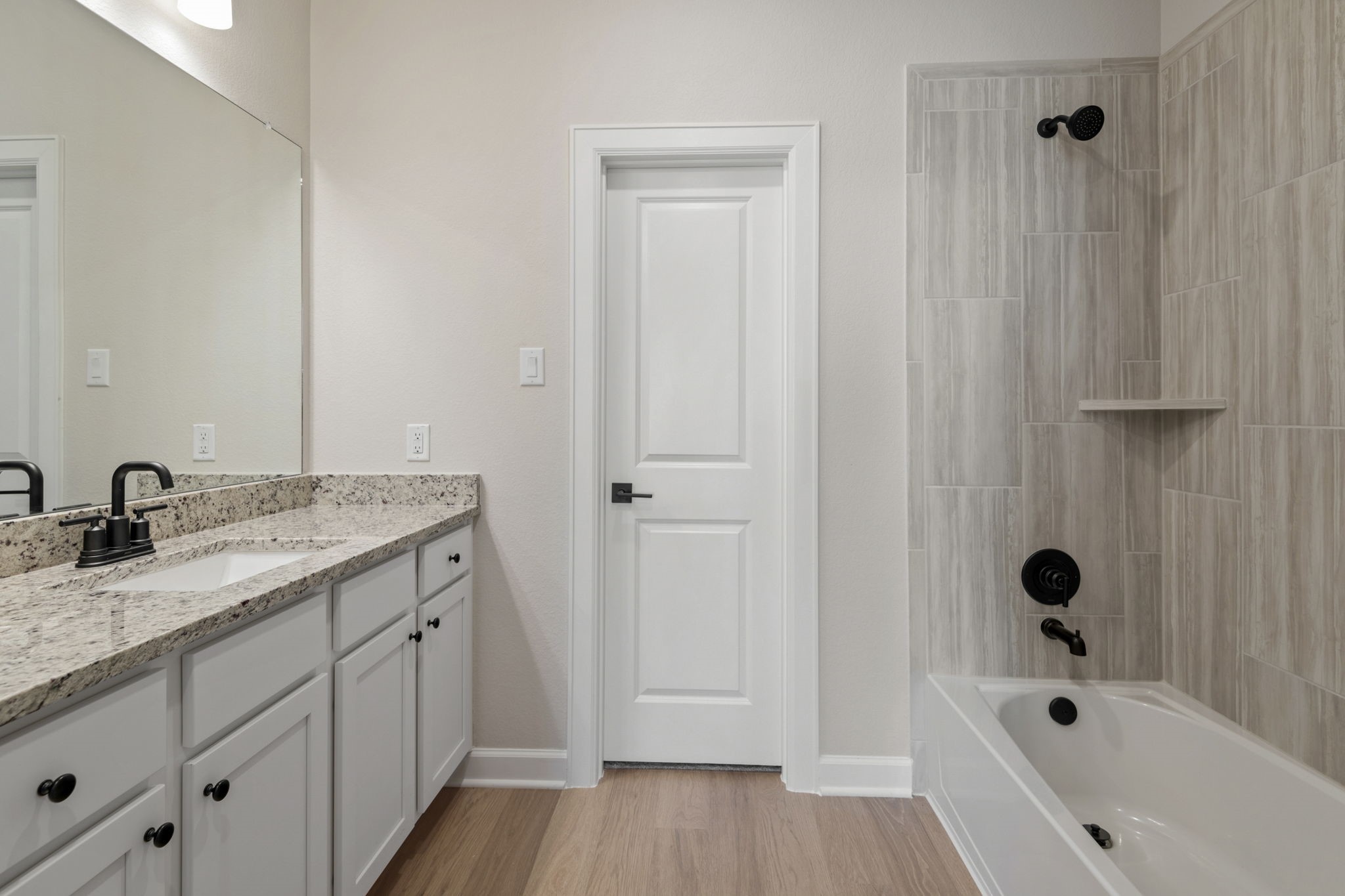 1107 Campside Drive Property Photo 11