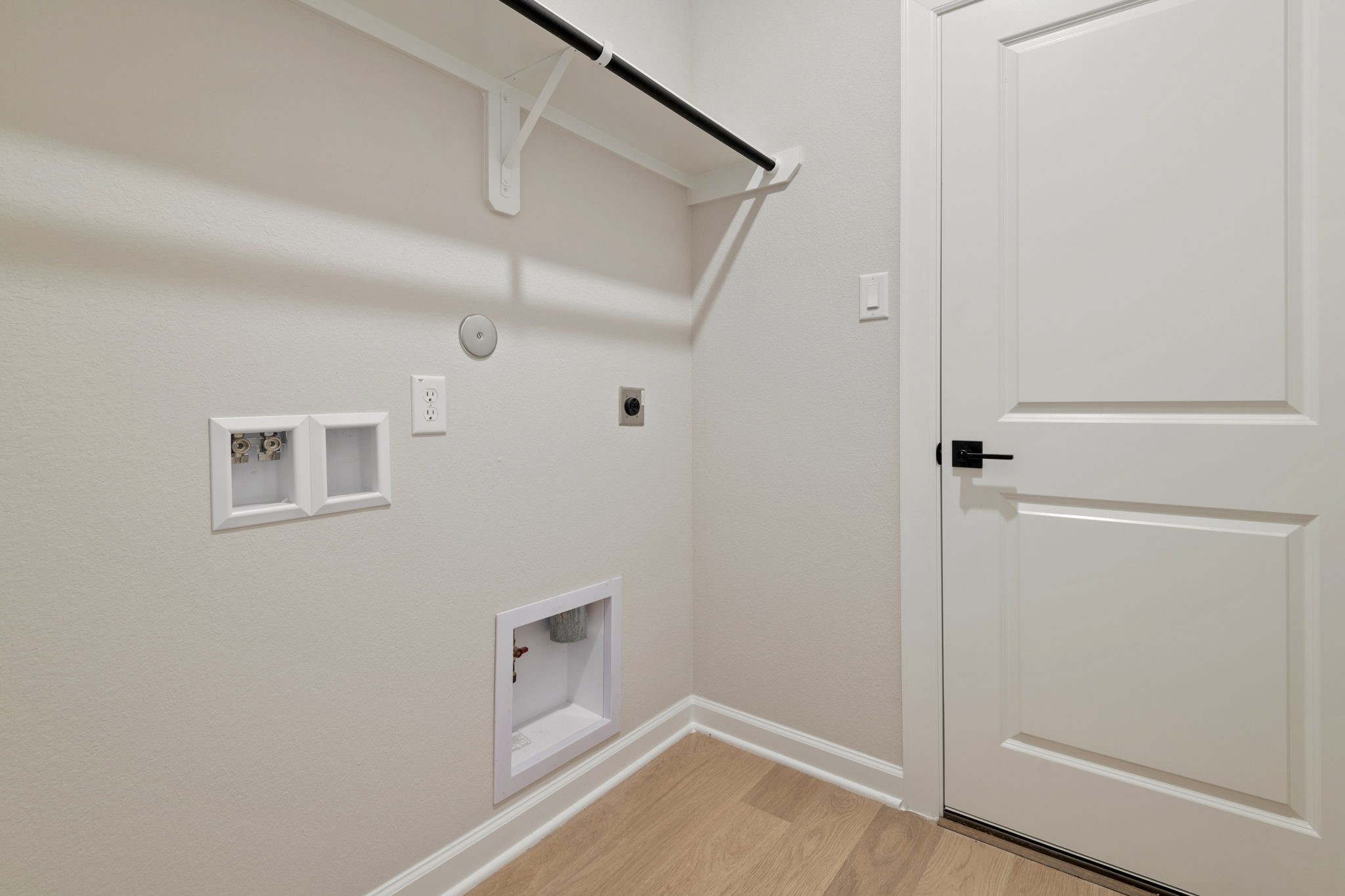 1107 Campside Drive Property Photo 14
