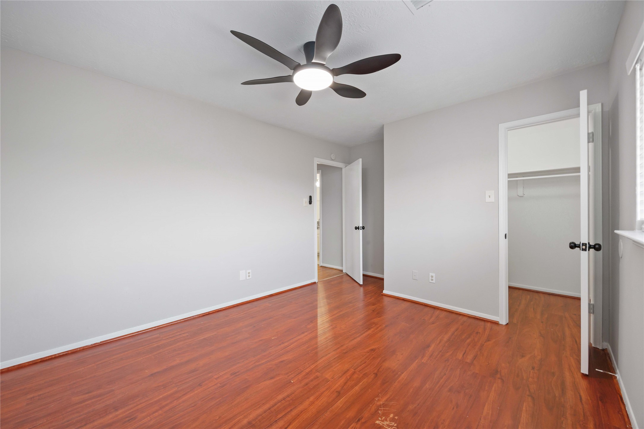 16710 Cheshire Place Drive Property Photo 24