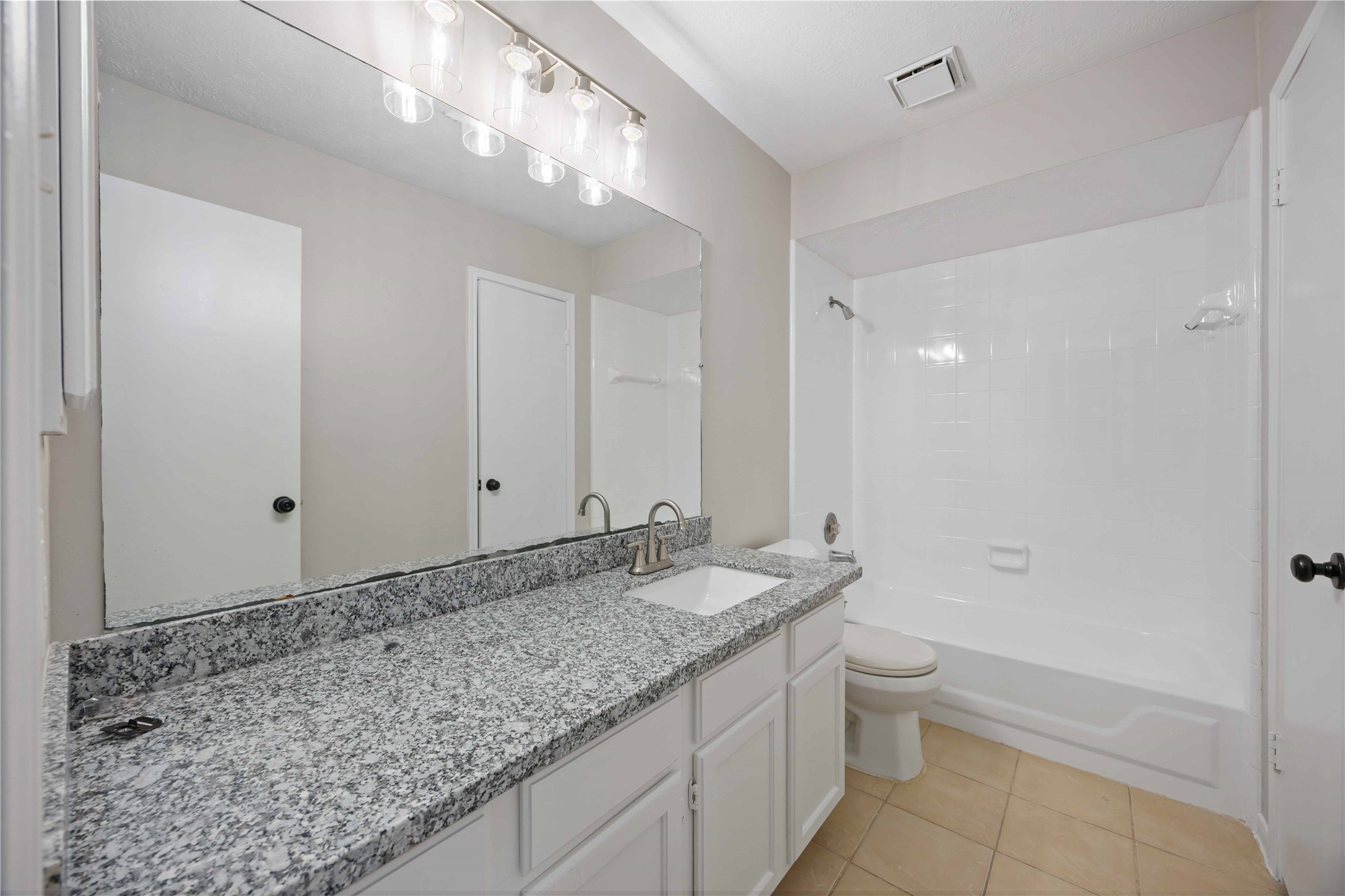 16710 Cheshire Place Drive Property Photo 26