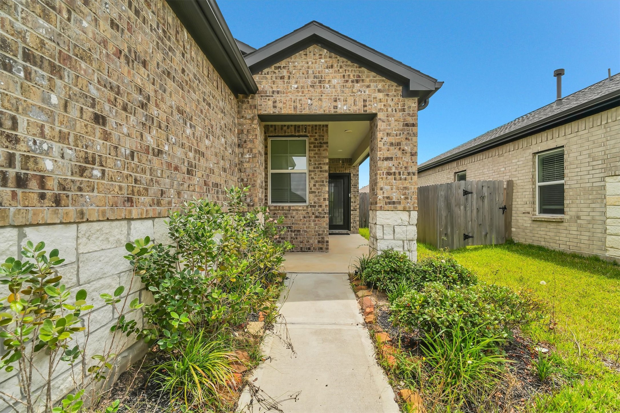 5730 Fresh View Court Property Photo 2