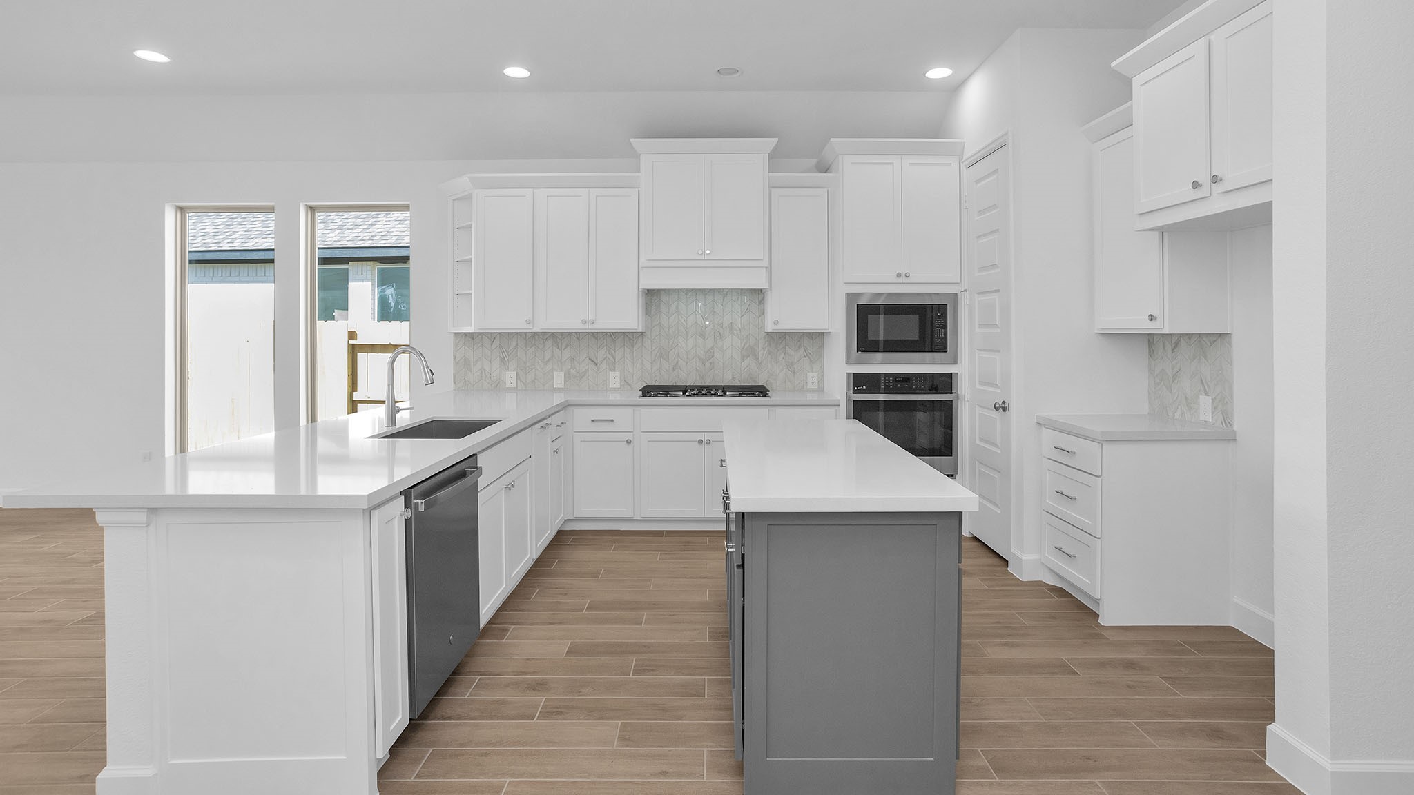 211 Sierra Stream Lane Property Photo 8