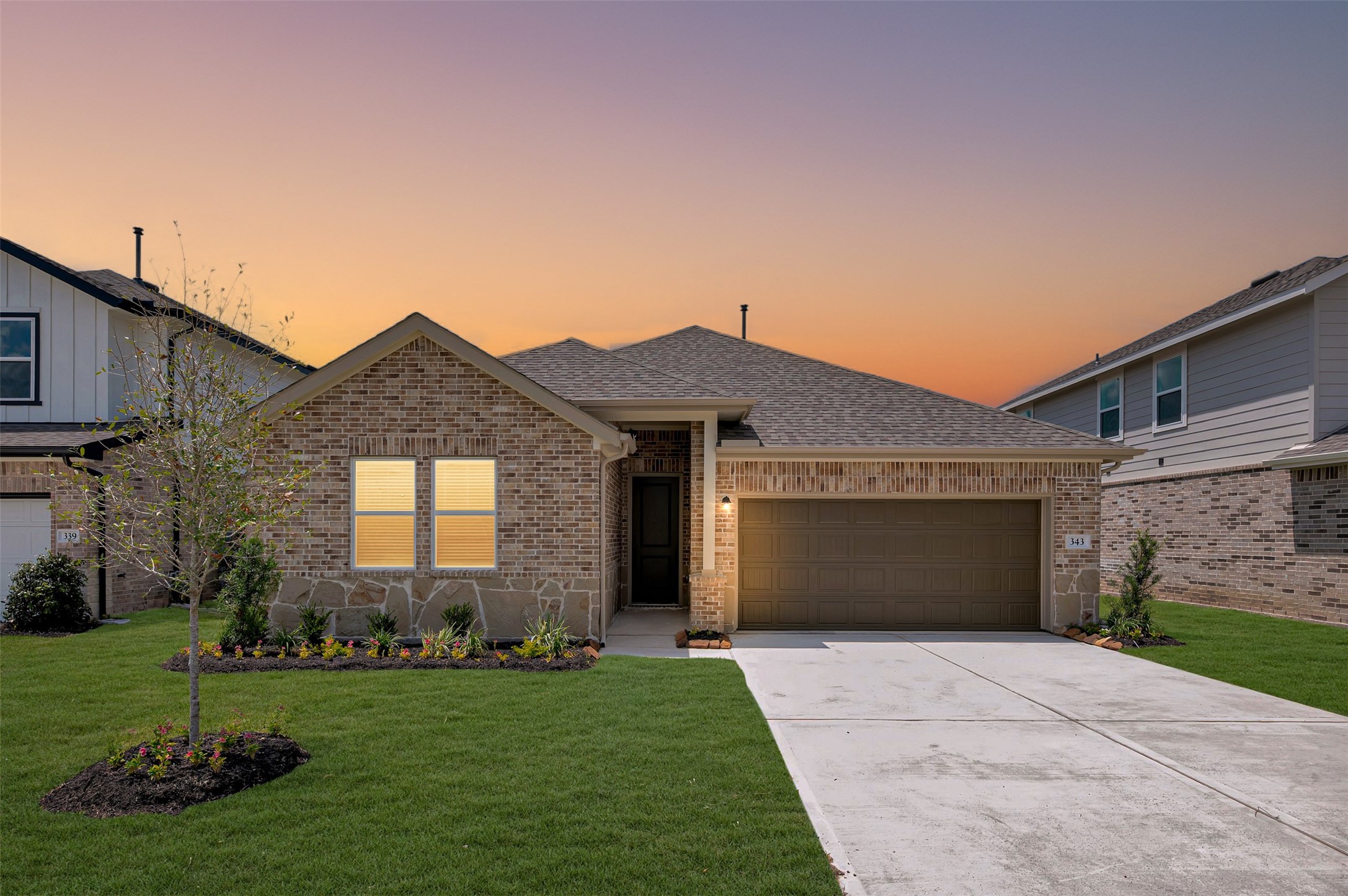 343 West Rose Marie Lane Property Photo 1