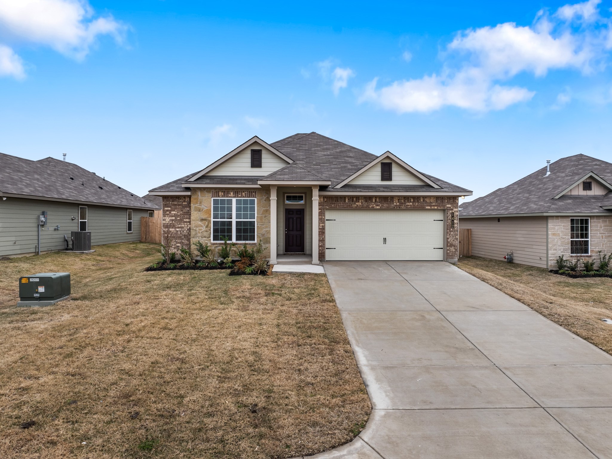 1412 Lake Ridge Drive Property Photo 2