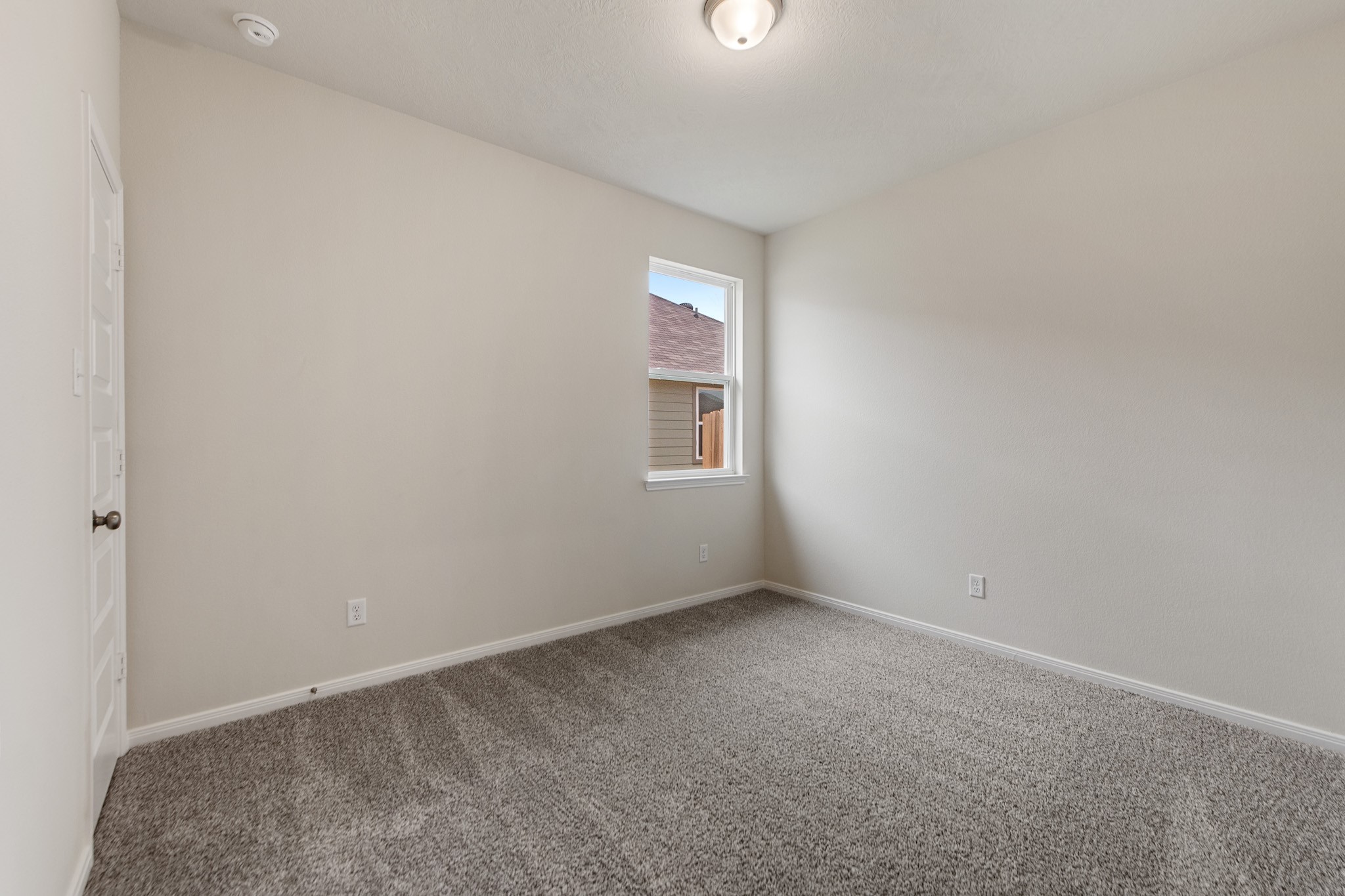 1412 Lake Ridge Drive Property Photo 10
