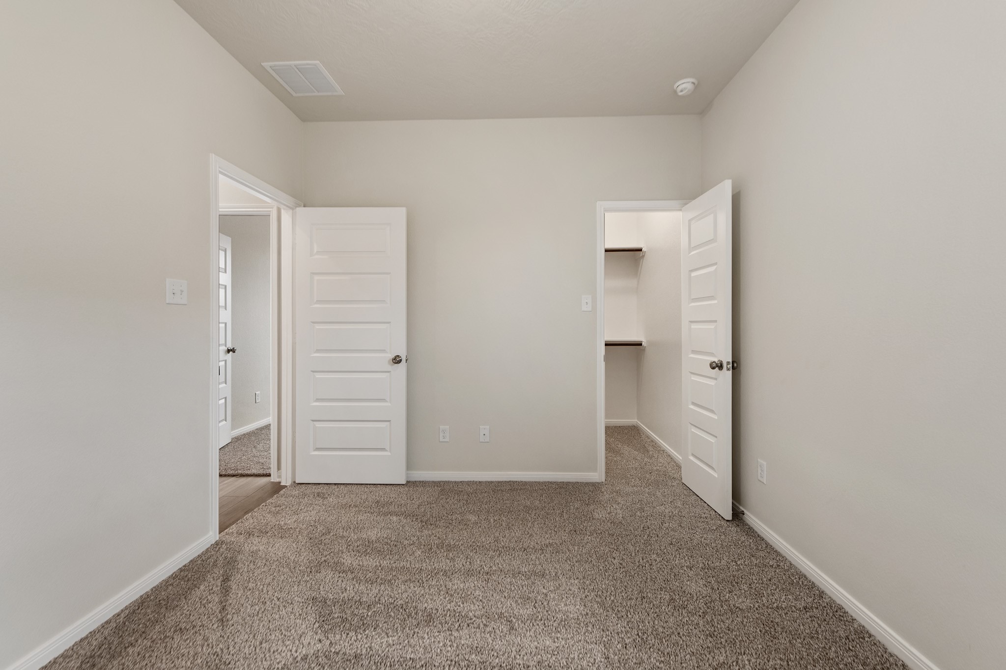 1412 Lake Ridge Drive Property Photo 12