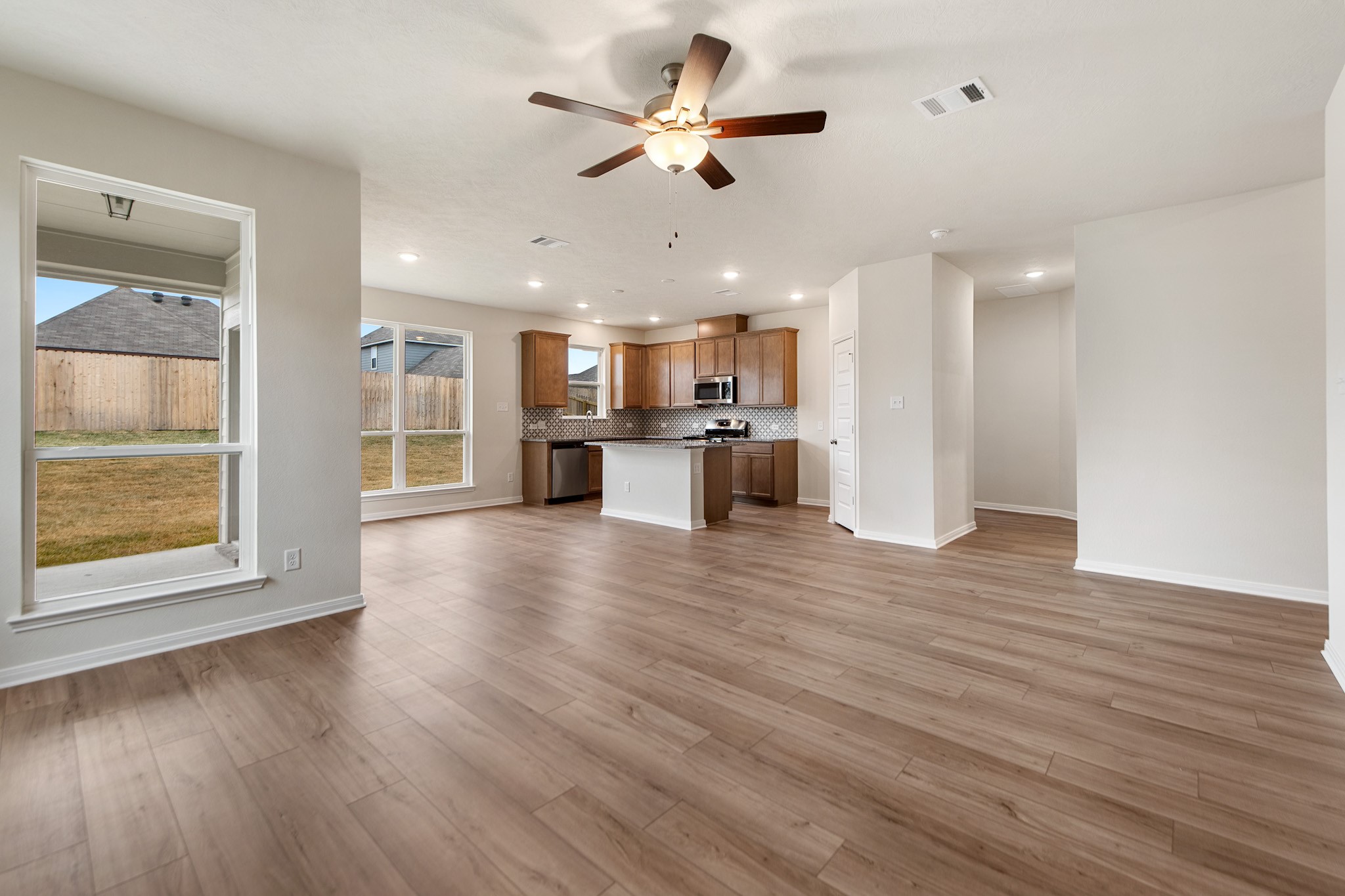 1412 Lake Ridge Drive Property Photo 14