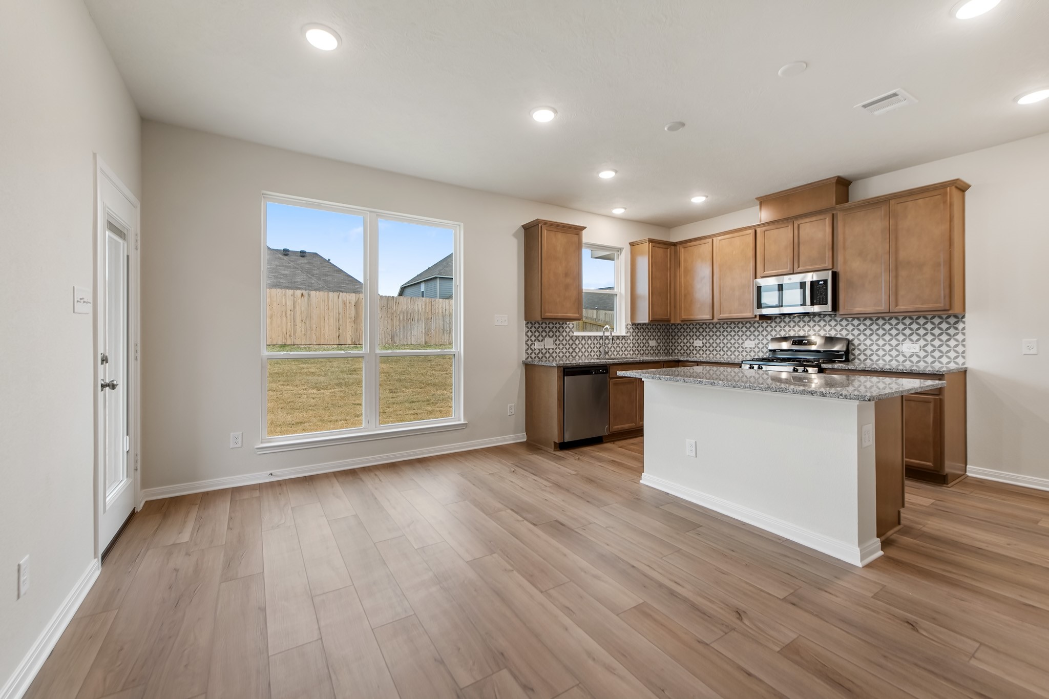 1412 Lake Ridge Drive Property Photo 17