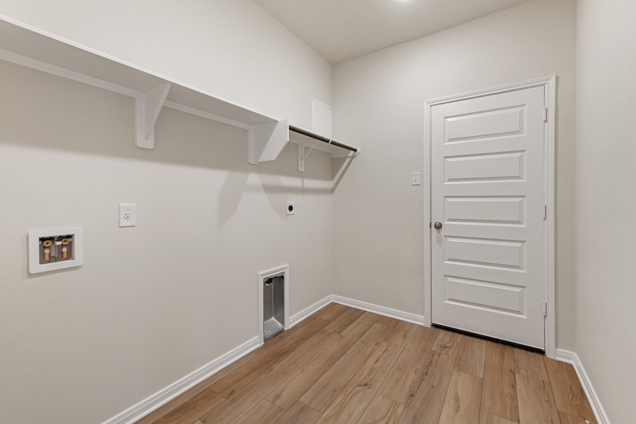 1412 Lake Ridge Drive Property Photo 26