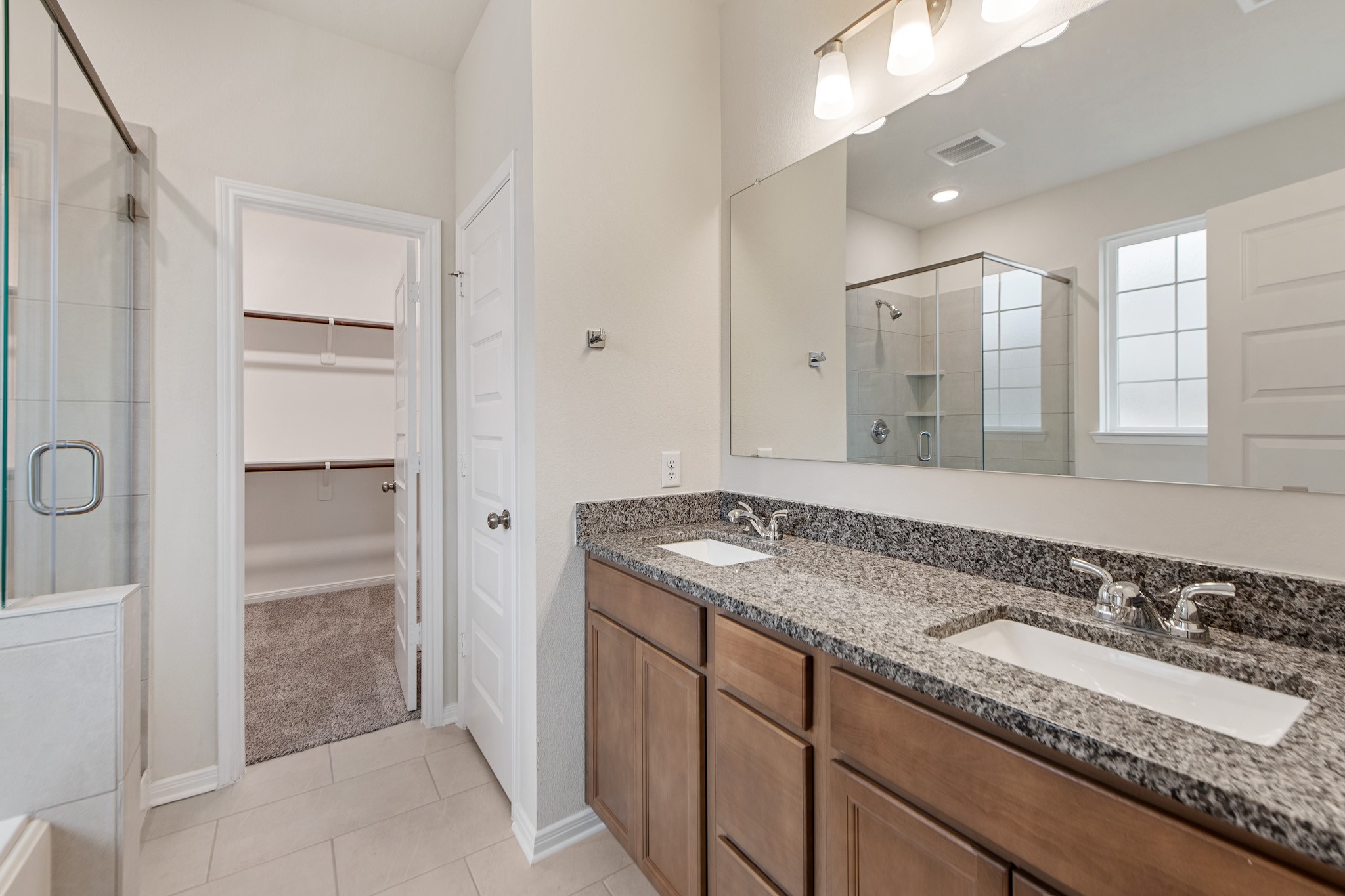 1412 Lake Ridge Drive Property Photo 33