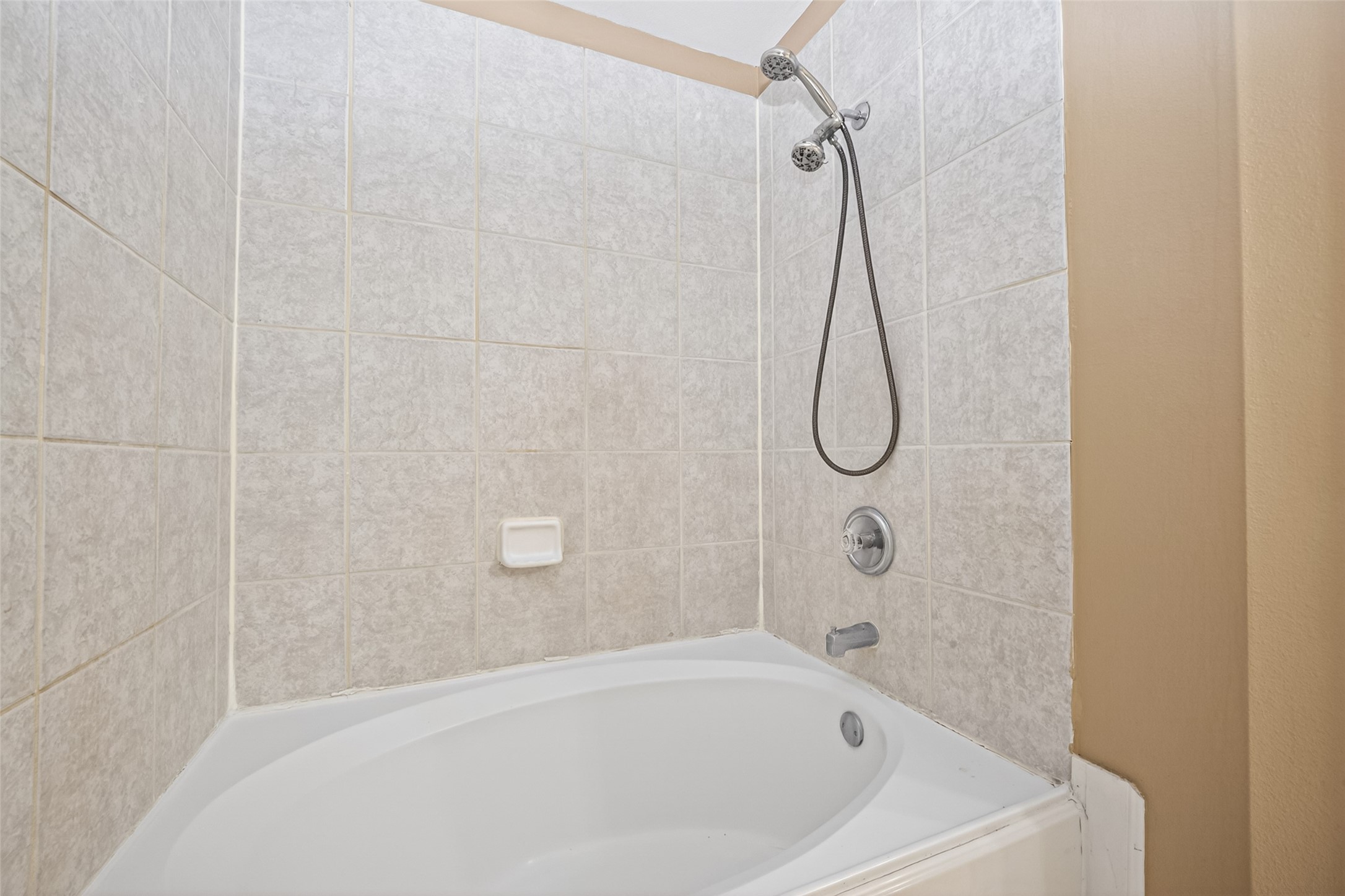 15515 Waldron Circle B Property Photo 20