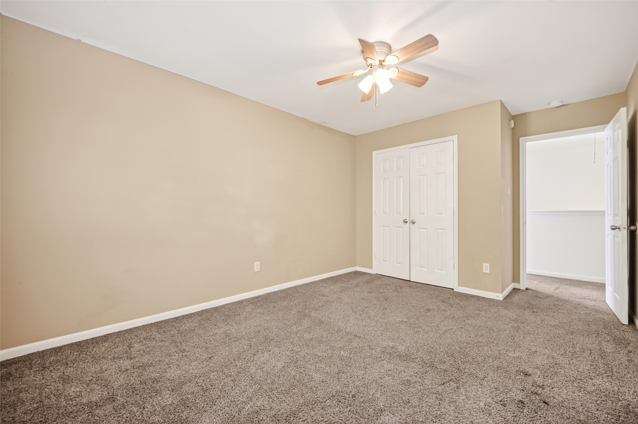 15515 Waldron Circle B Property Photo 27