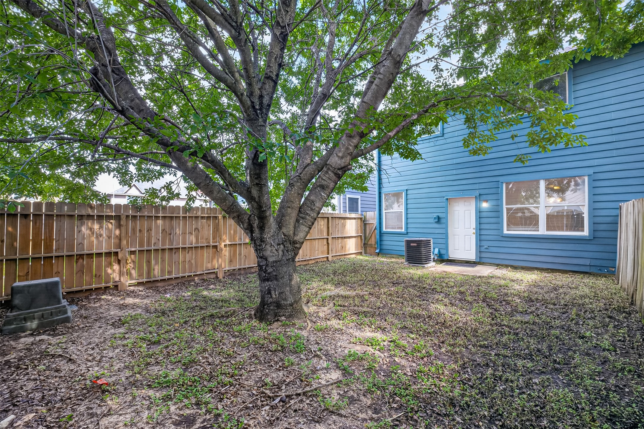 15515 Waldron Circle B Property Photo 36