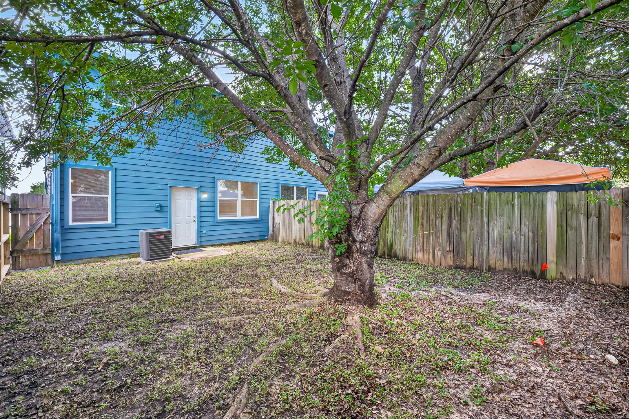 15515 Waldron Circle B Property Photo 37