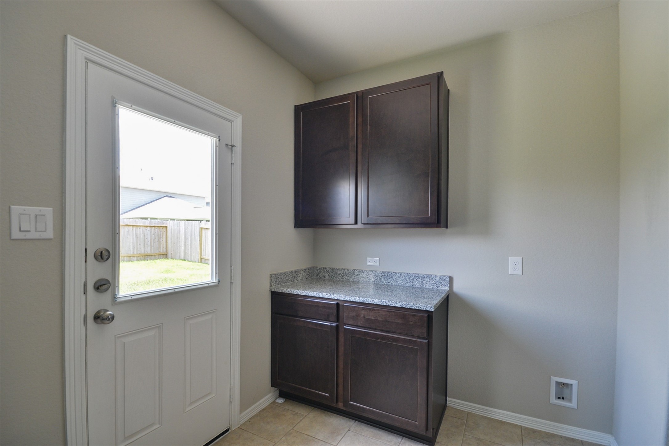 24810 Winema Woods Lane Property Photo 8