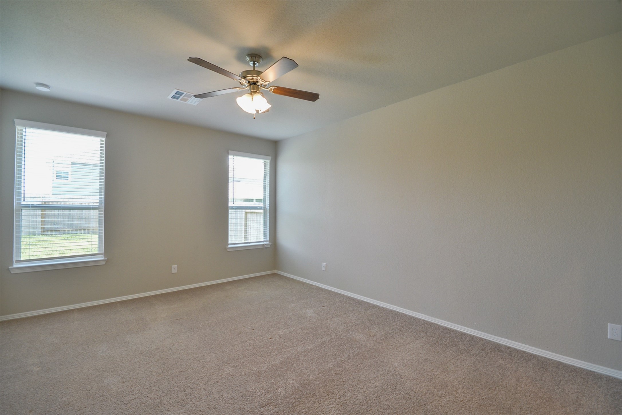 24810 Winema Woods Lane Property Photo 12