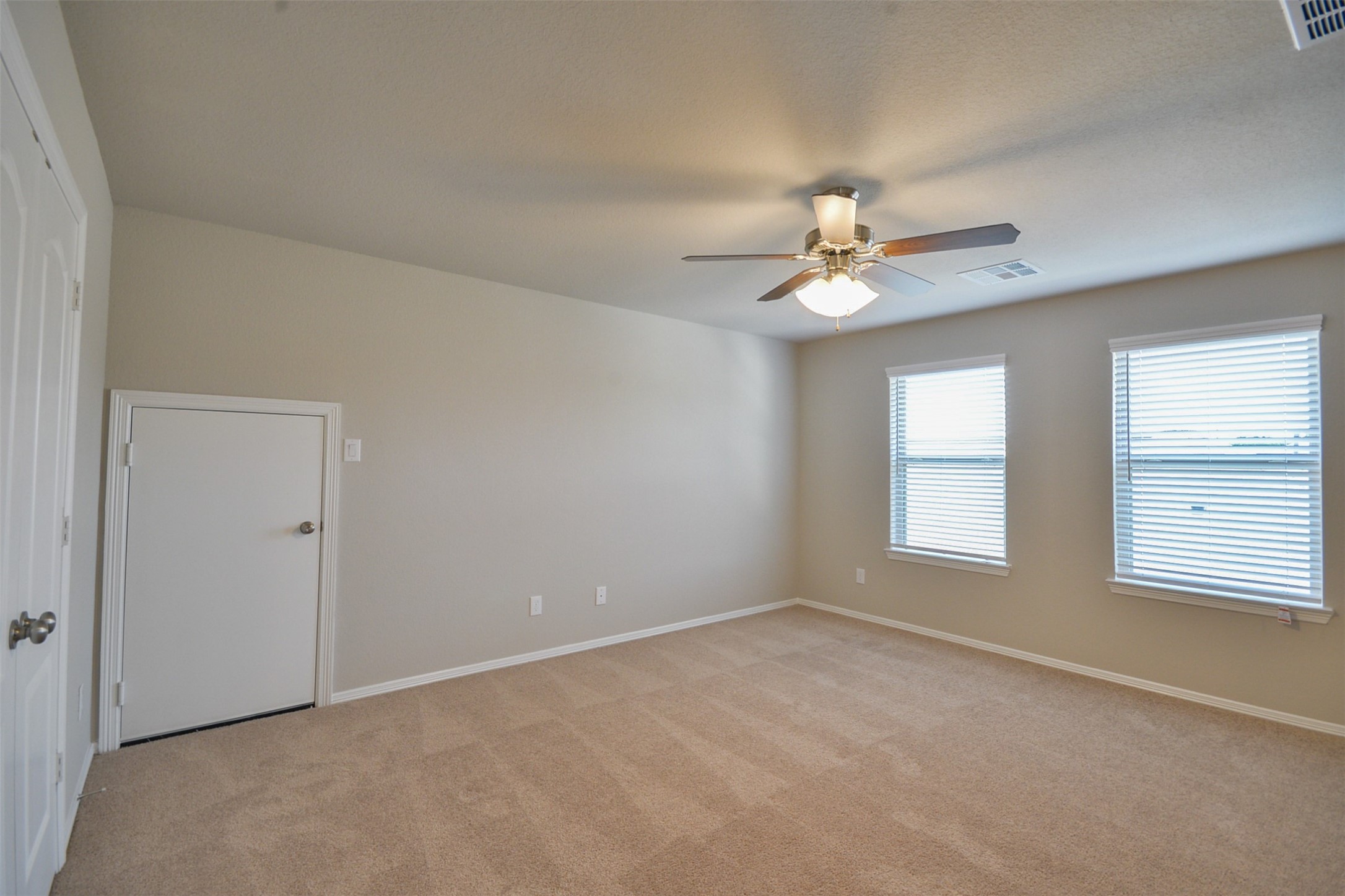 24810 Winema Woods Lane Property Photo 17