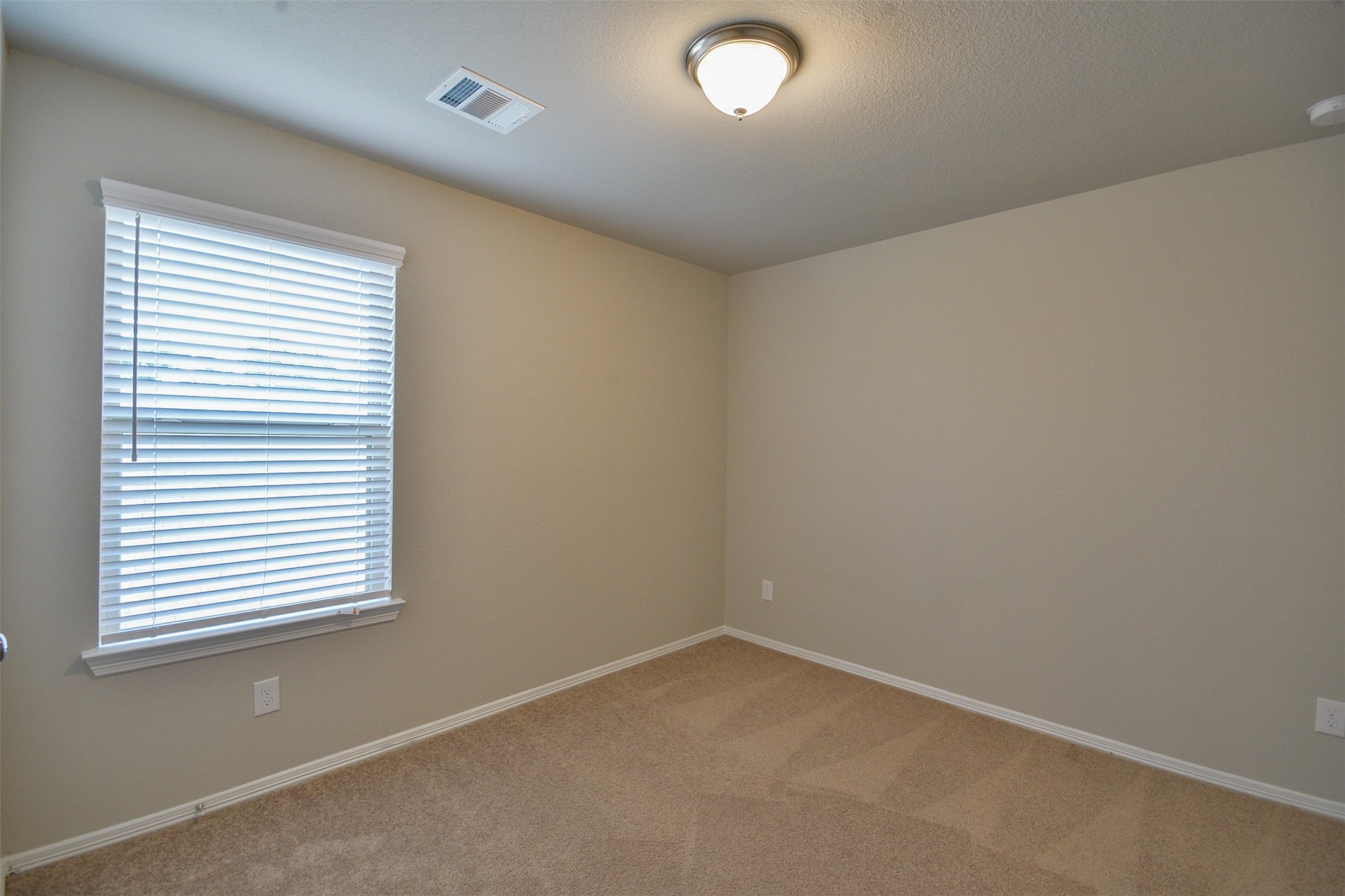24810 Winema Woods Lane Property Photo 20