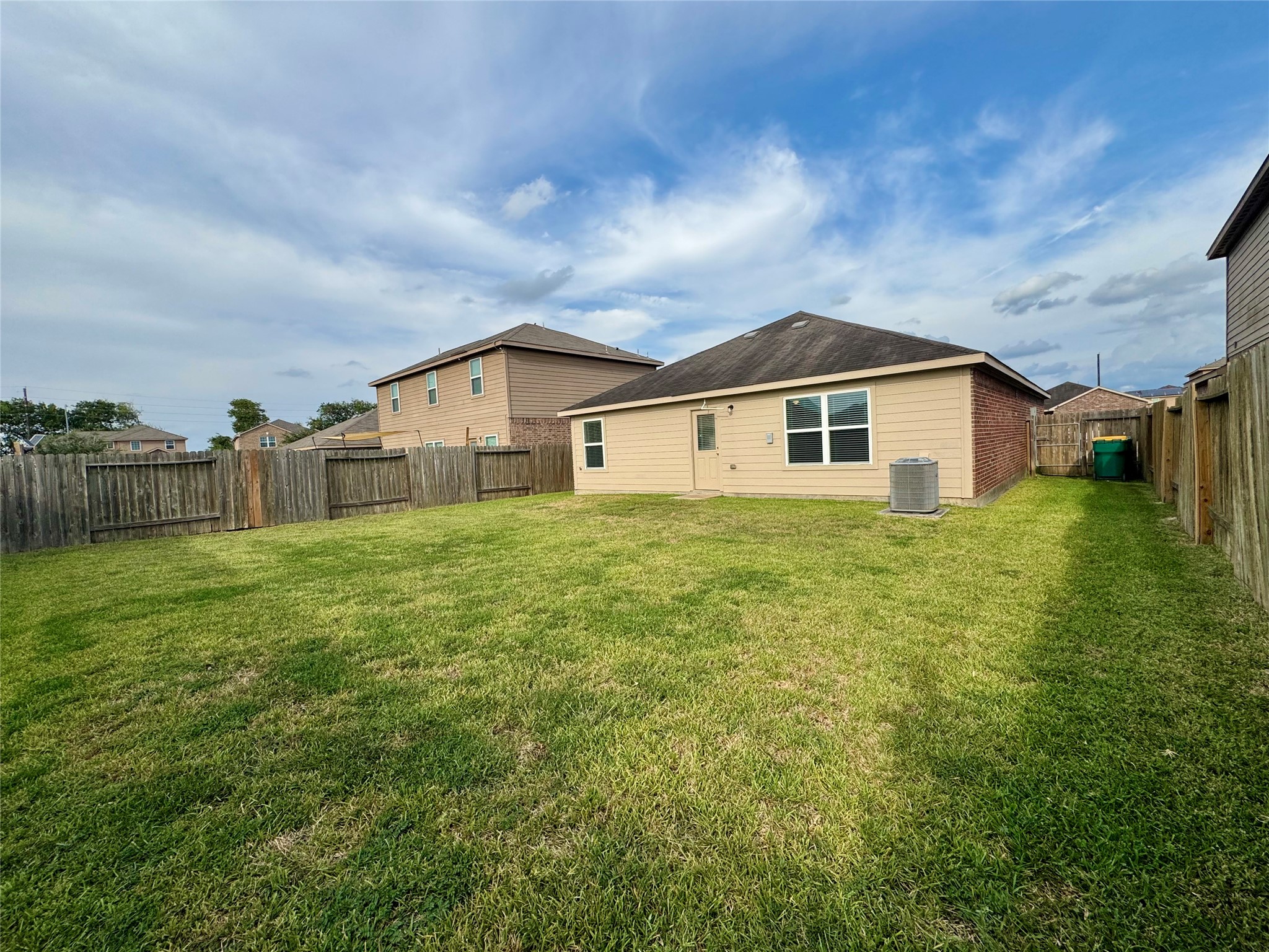 9418 Sky Blue Drive Property Photo 12