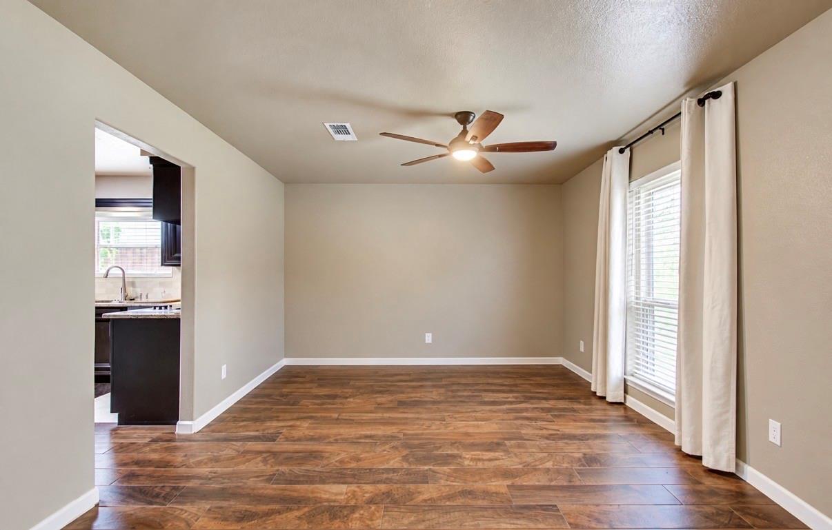 9834 Pinehurst Street Property Photo 7