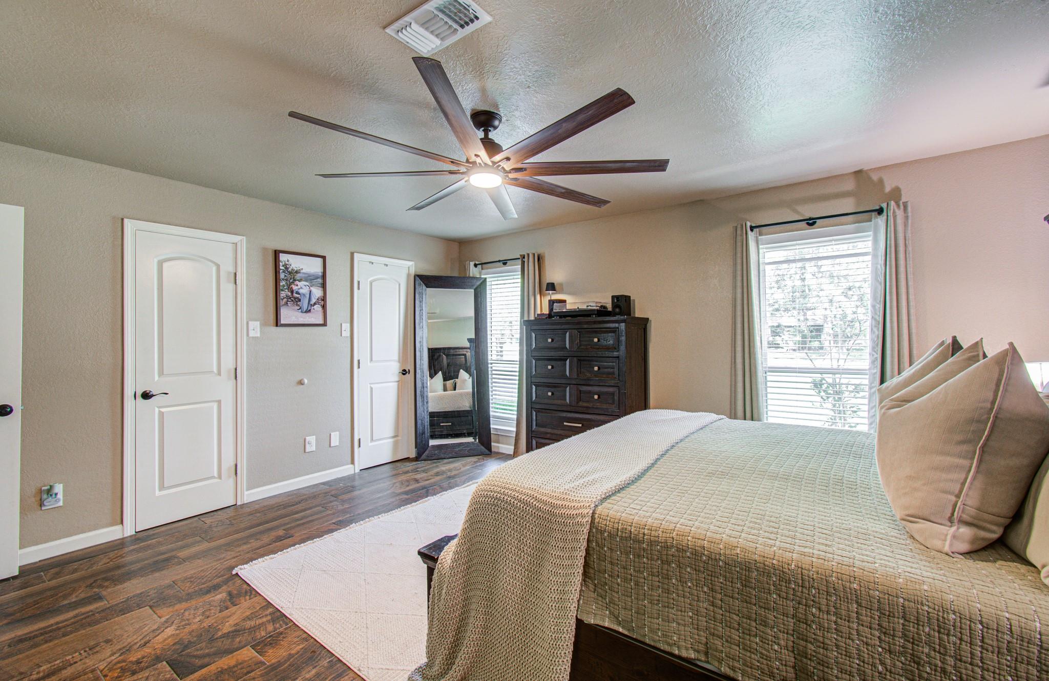9834 Pinehurst Street Property Photo 21