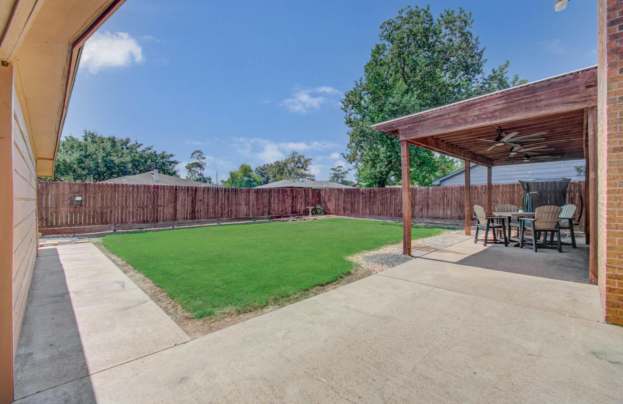 9834 Pinehurst Street Property Photo 30