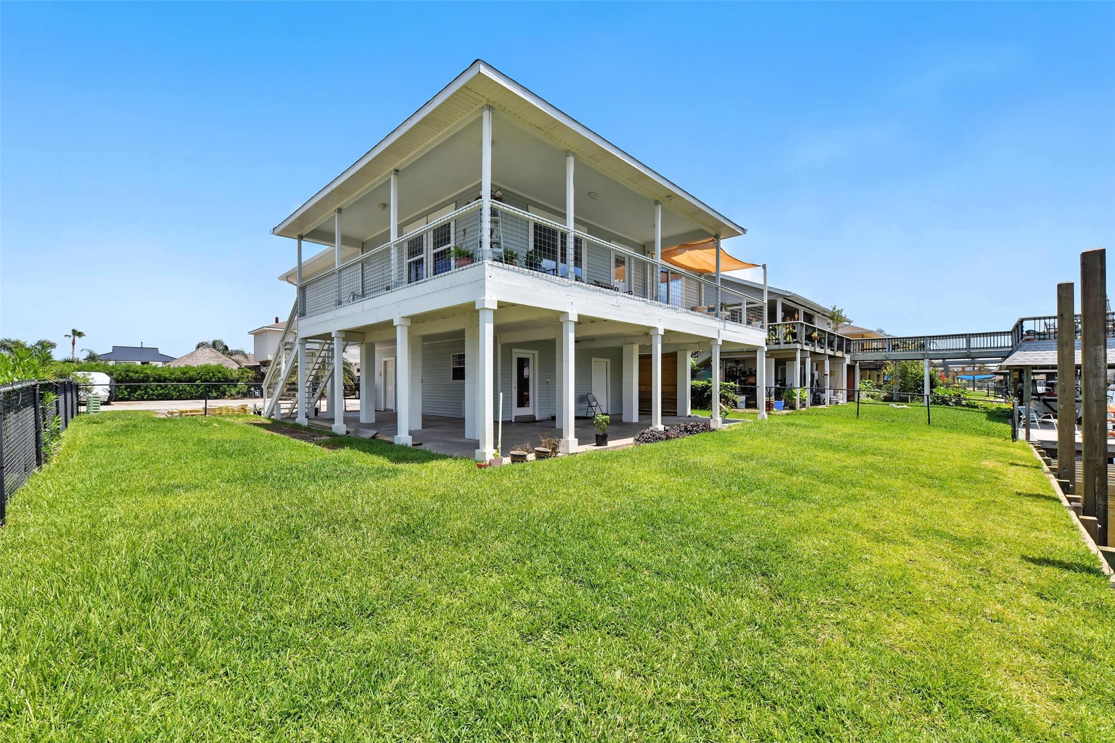 1127 Redfish Street Property Photo 1