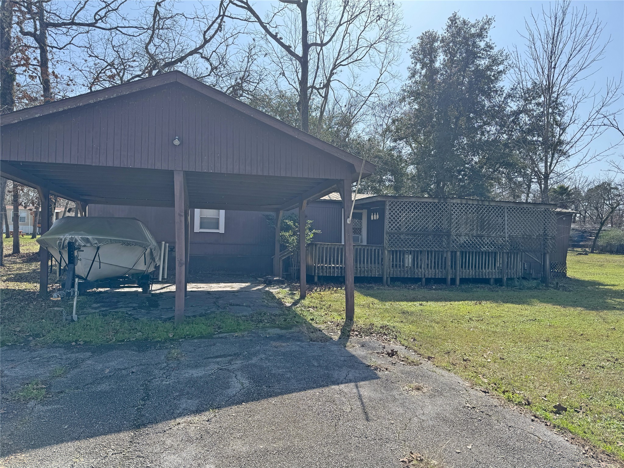 51 N Lakeside Drive Property Photo 24
