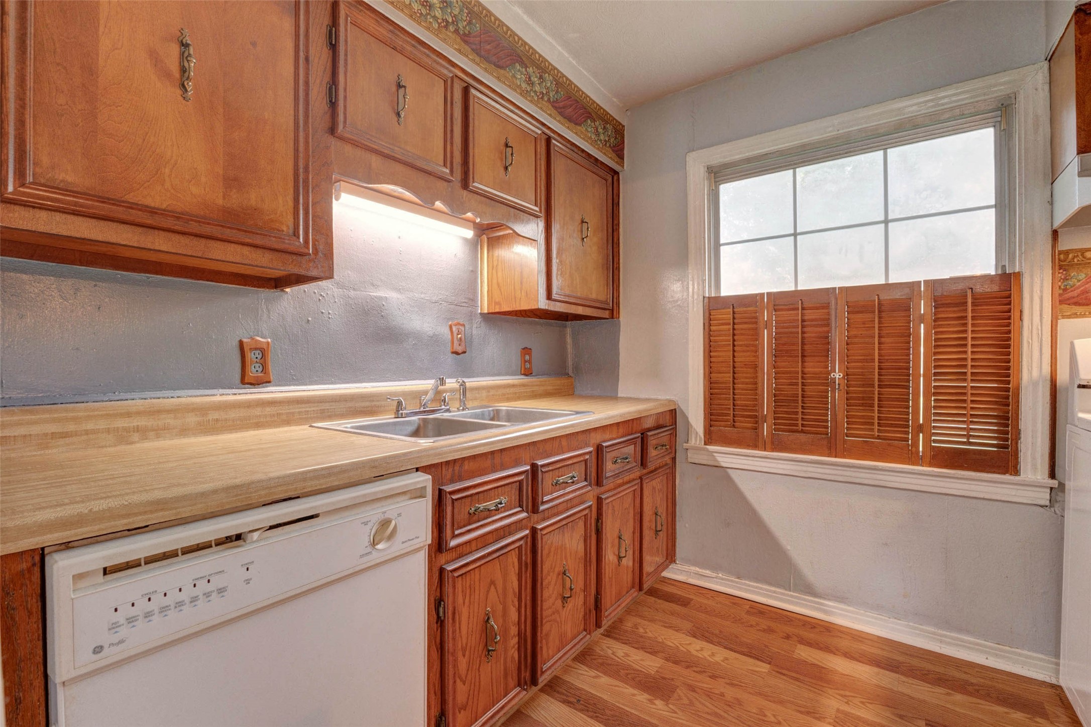 12622 Coulson Street Property Photo 6