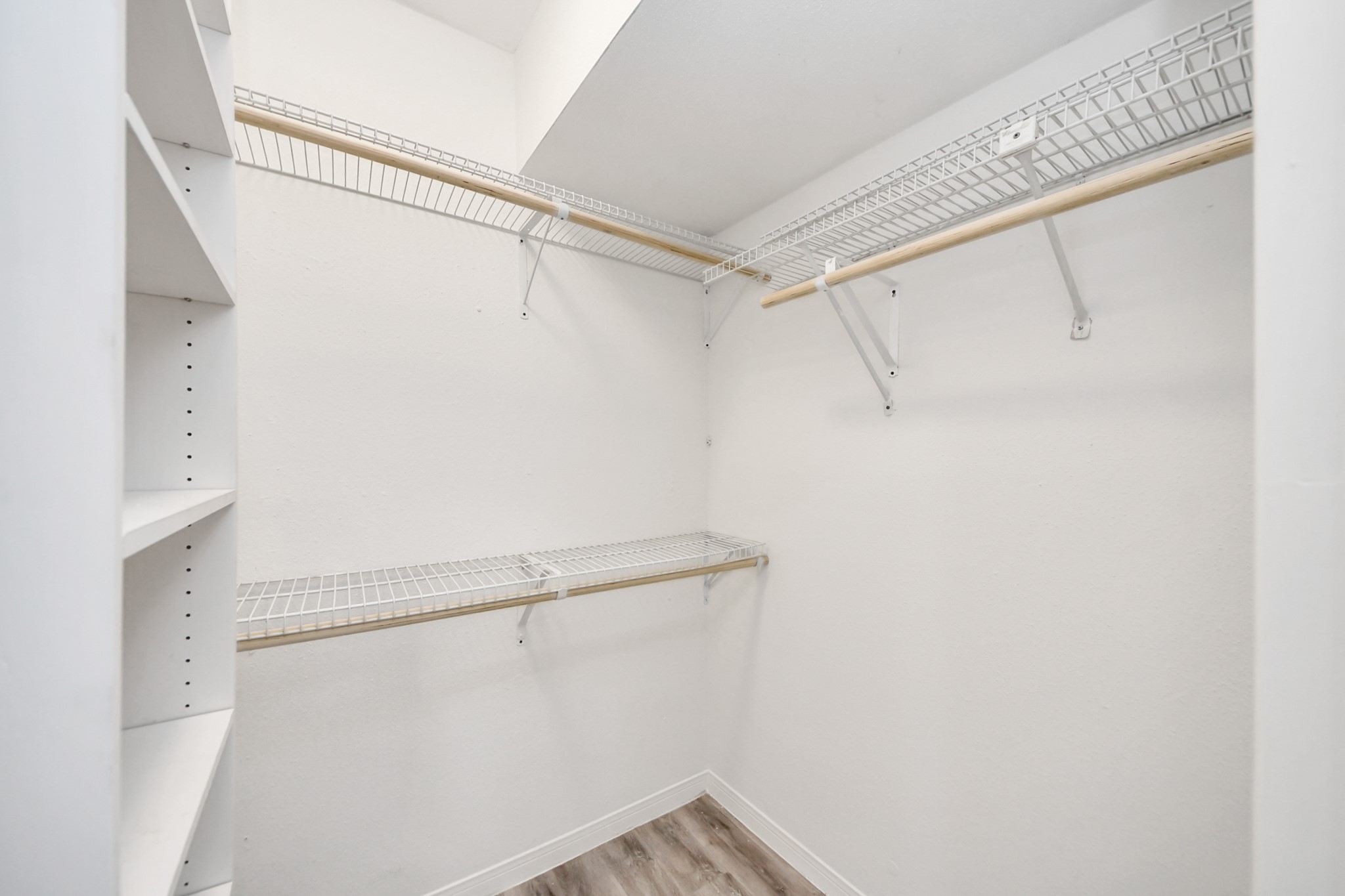 3600 Jeanetta Street 2002 Property Photo 21