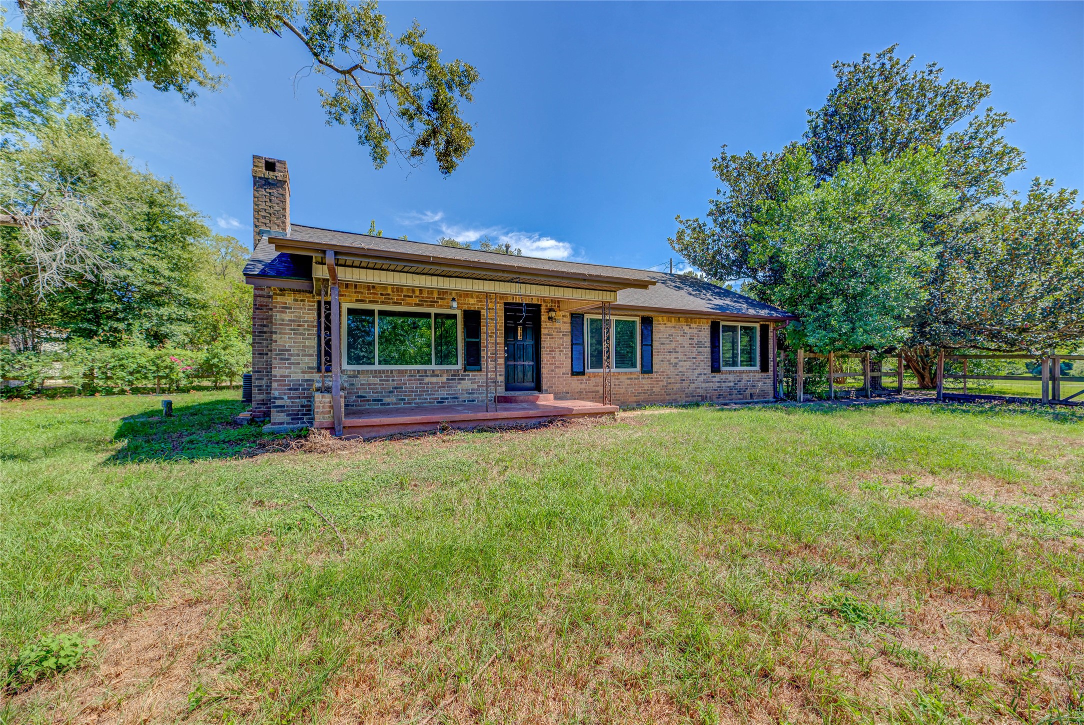 795 State Highway Loop 393 Property Photo 3