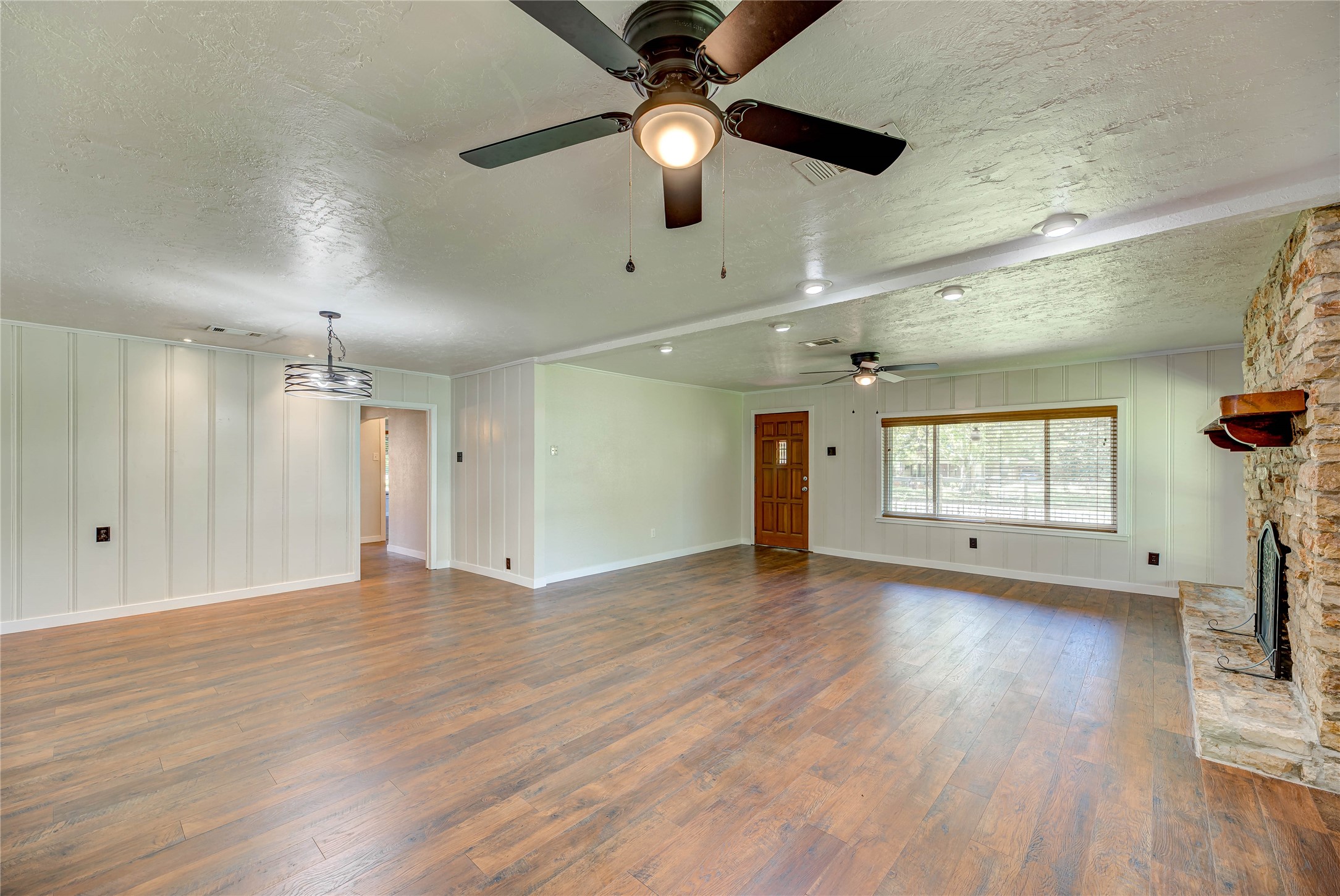 795 State Highway Loop 393 Property Photo 5